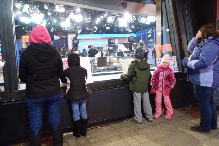 12795474595_f0f6120835_b