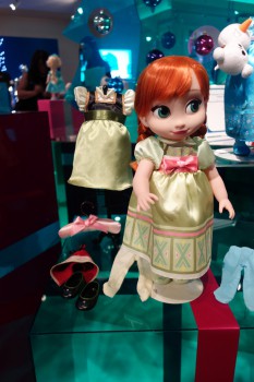 Anna from Frozen Animators' Doll Gift Set_14529373233_l