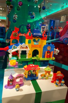 Fisher Price Day at Disney Playset and Scene Starters_14322668949_l