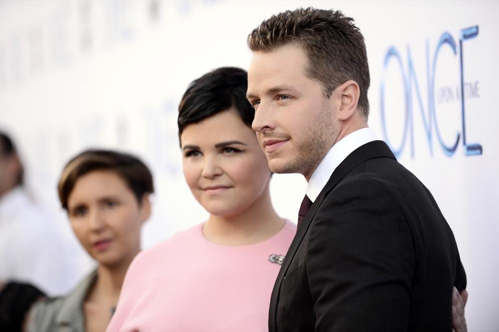 GINNIFER GOODWIN, JOSH DALLAS