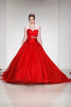 "NEW YORK BRIDAL FASHION WEEK"