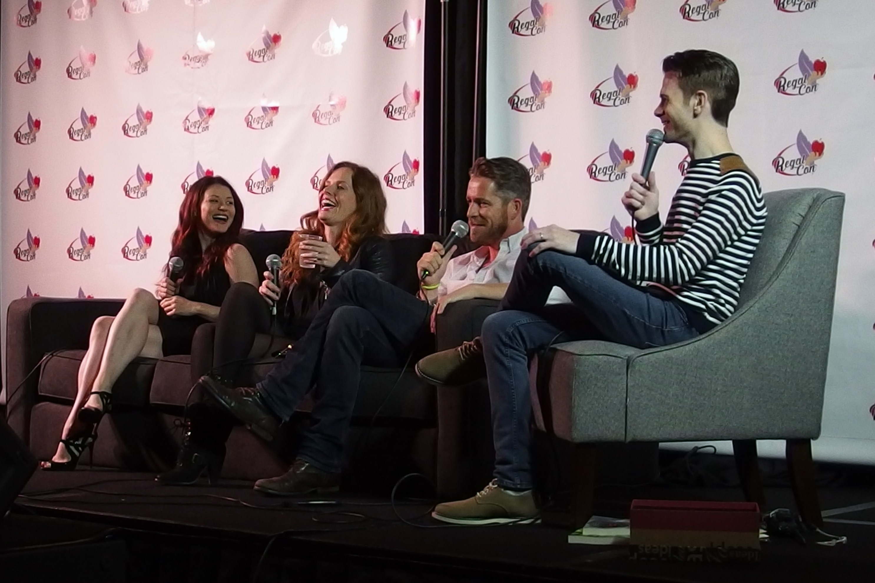 A light-hearted panel with Emilie de Ravin, Rebecca Mader and Sean Maguire