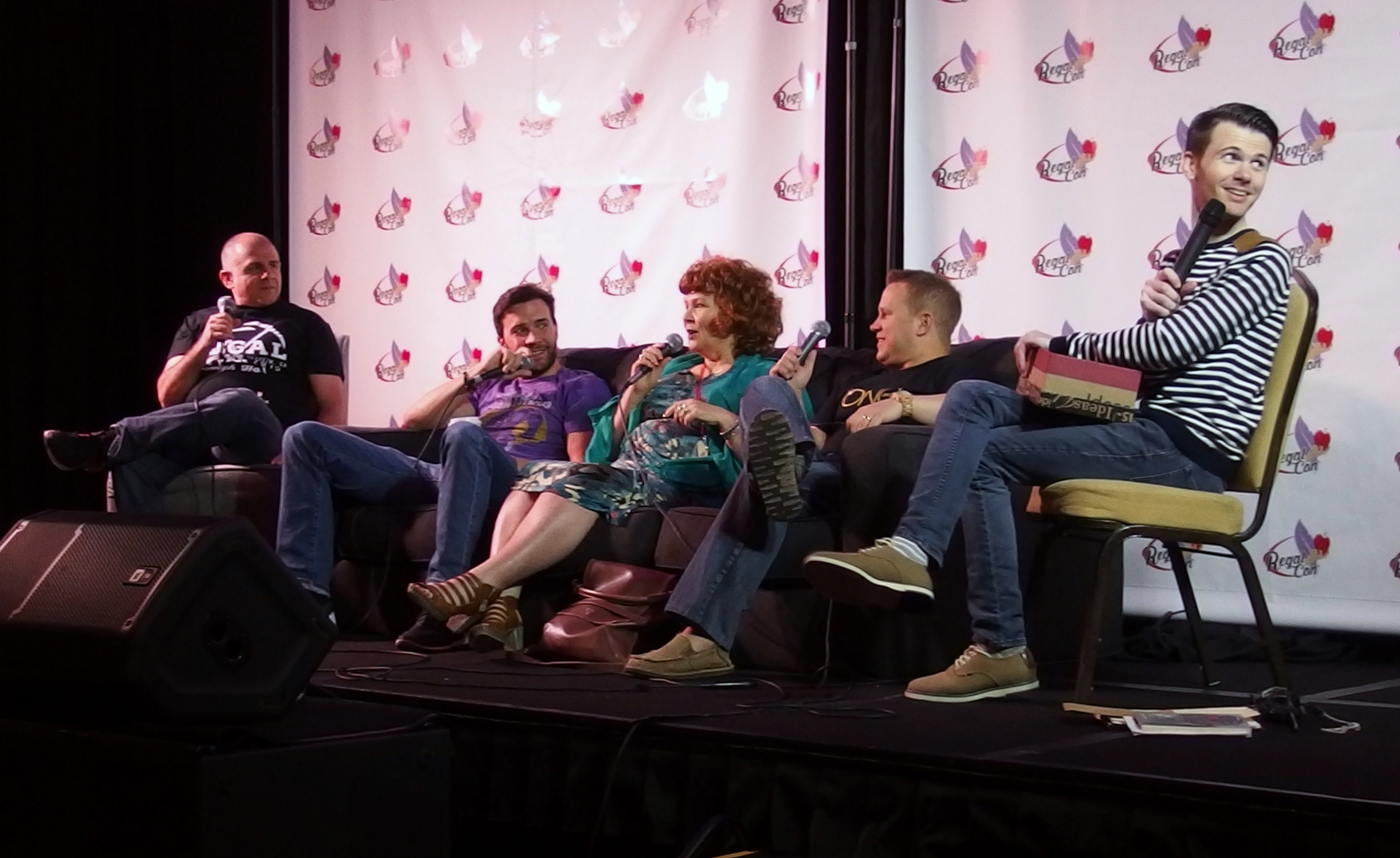 Faustino di Bauda, Gil McKinney, Beverley Elliott and Michael Coleman answer a variety of questions