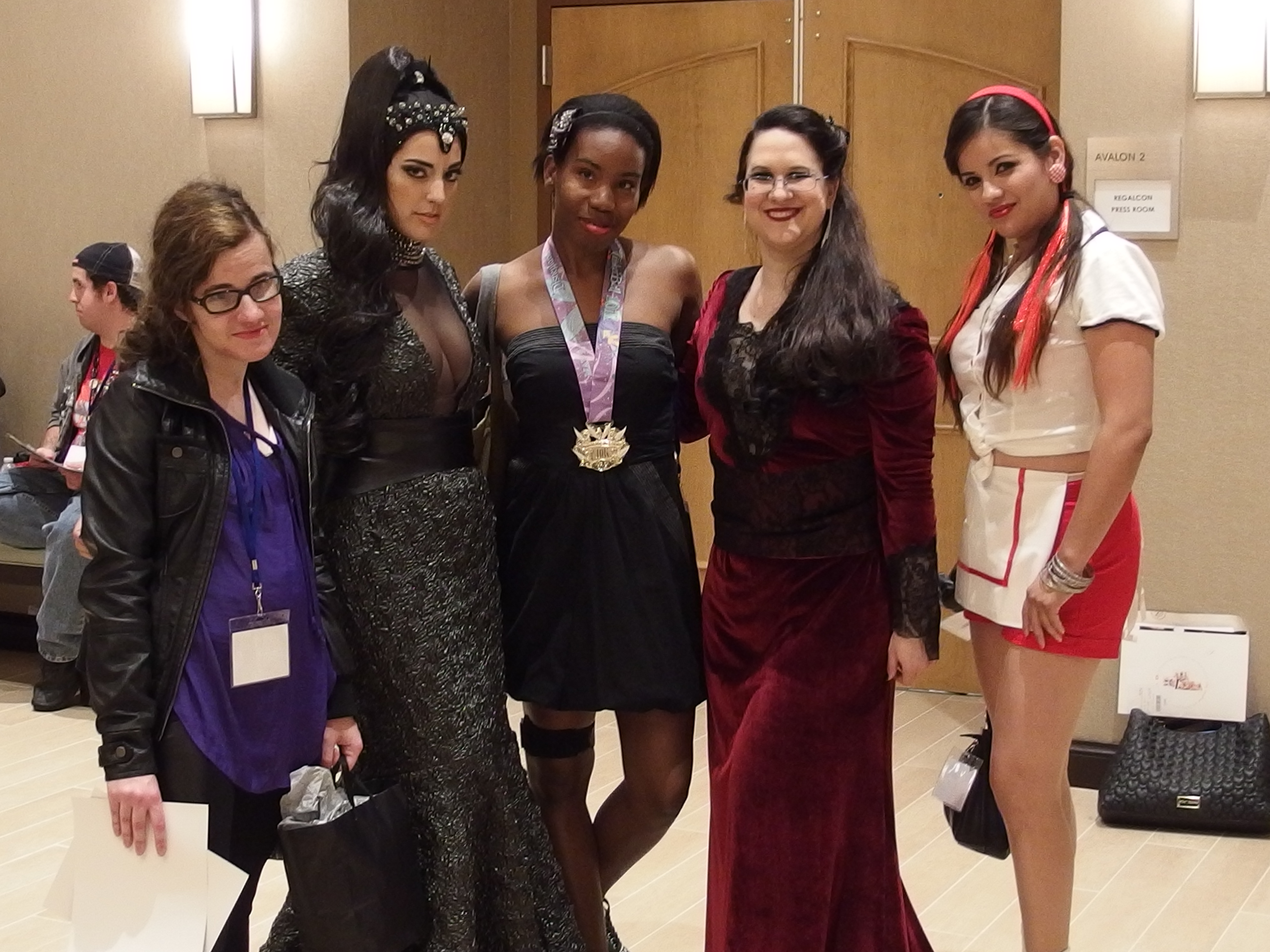 A group of OUAT Cosplayers show off their costumes