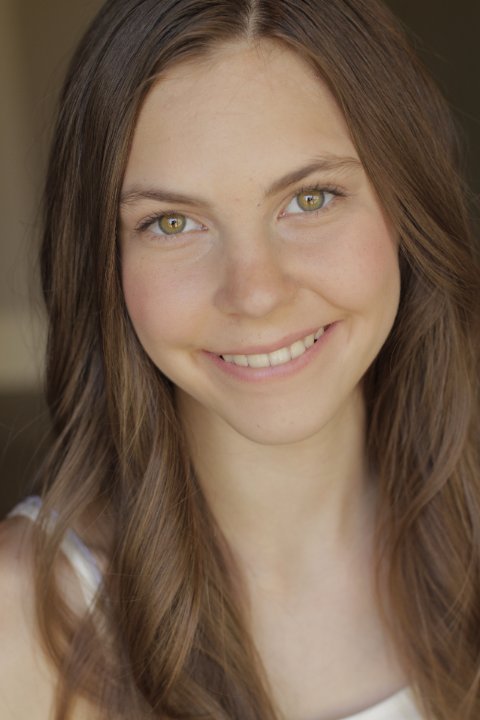 MV5BMTc4NDE2MTMzMF5BMl5BanBnXkFtZTgwNDQyMjIwMzE@._V1_SX640_SY720_