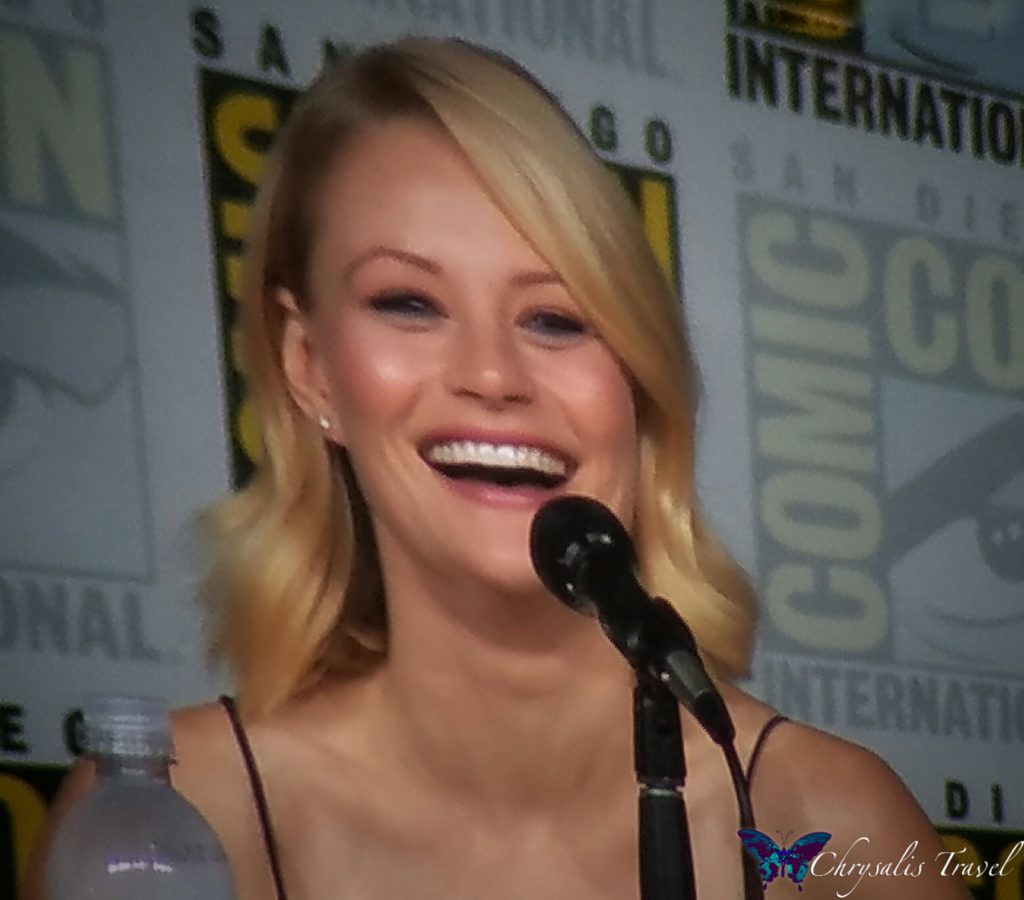 Emilie DeRavin UOAT SDCC 2016