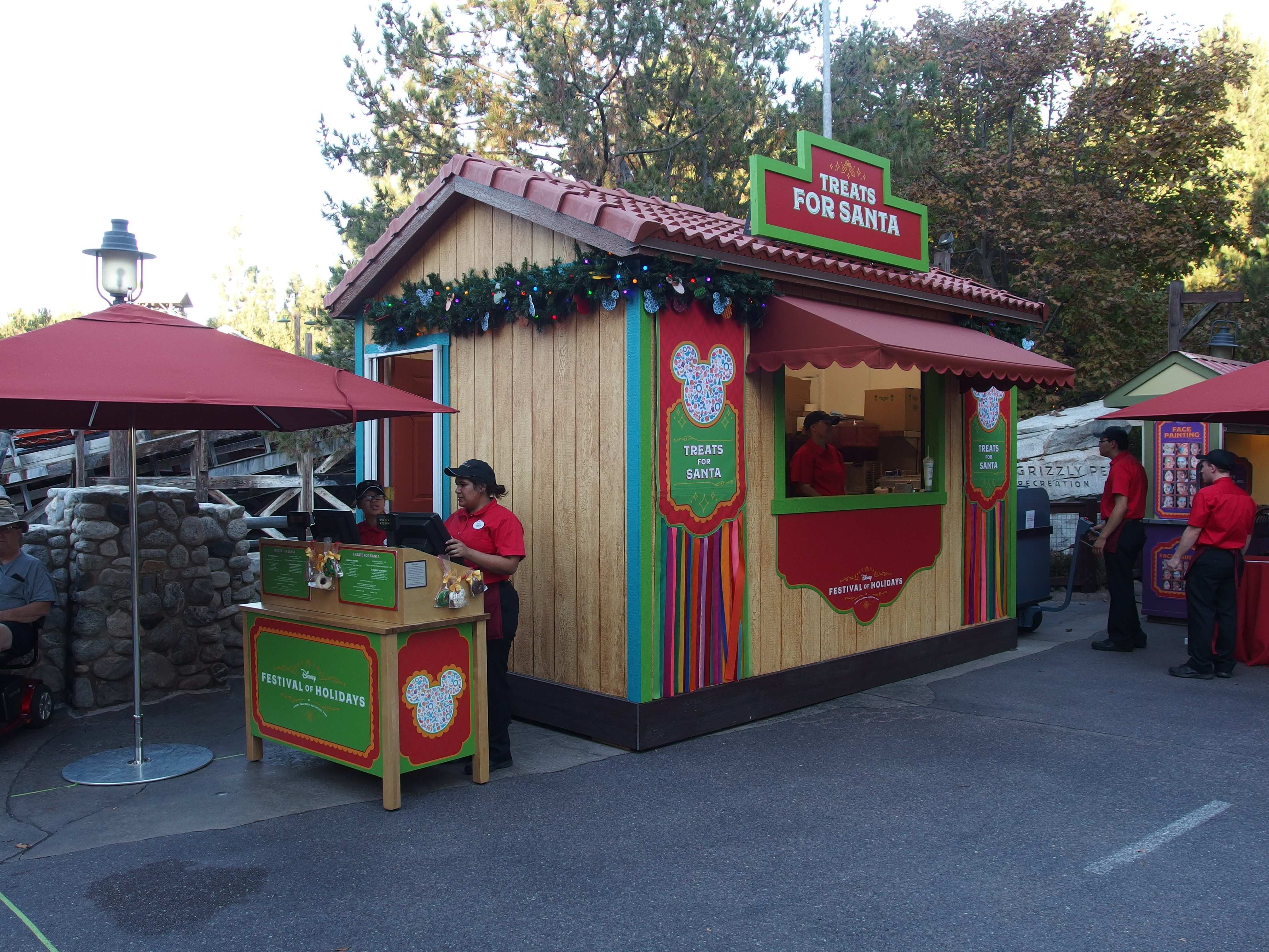 Kiosks spread through DCA offer a variety of treats