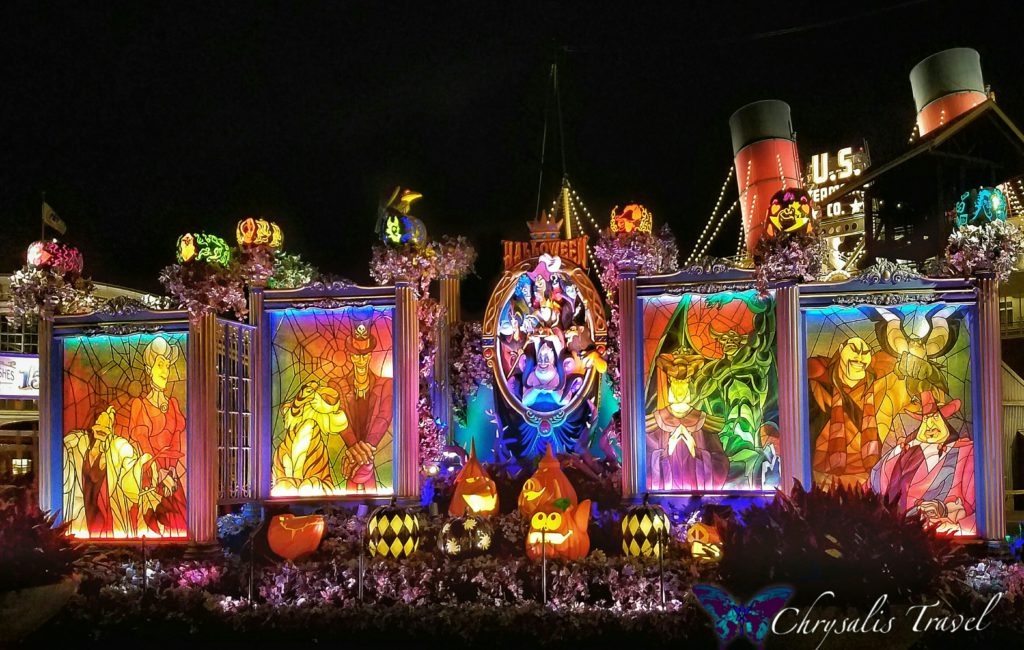 7-villains-display-lit-up-at-night
