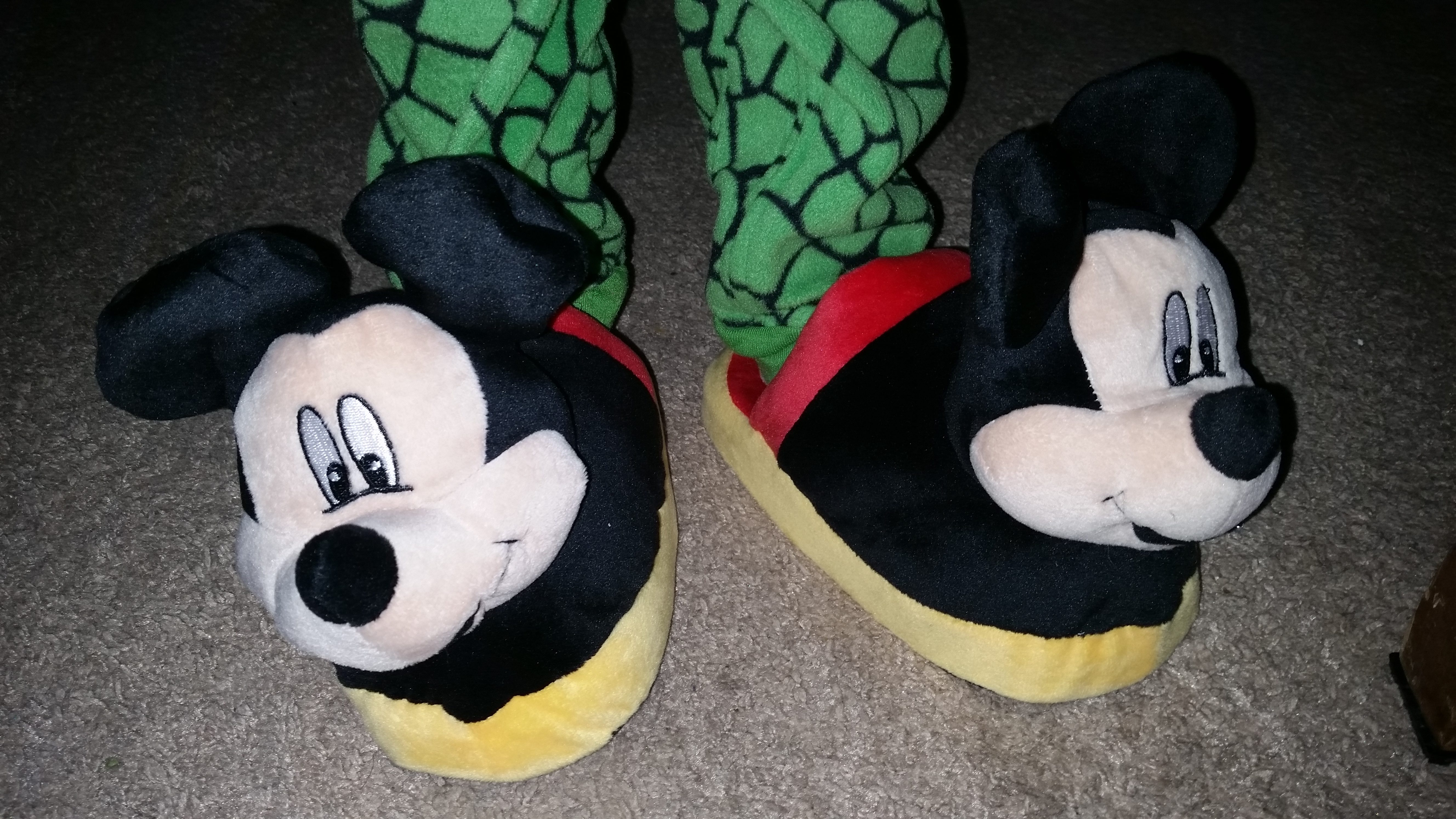 Mickey’s ears wiggle with each Stompeez step. We’ve also seen slippers that feature Nemo or Dory with fins that wiggle with each step.