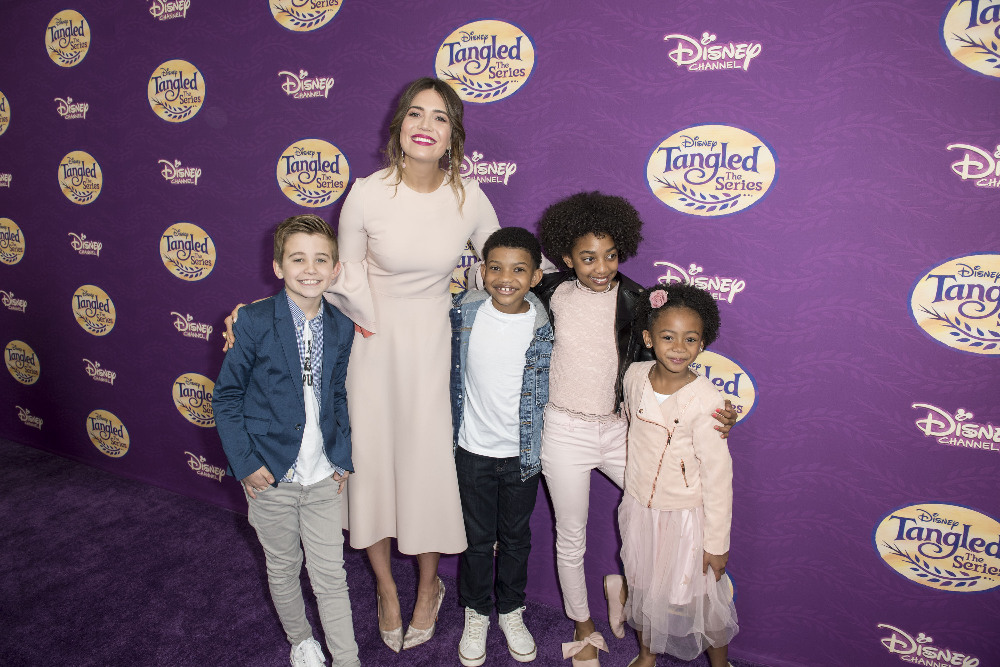 PARKER BATES, MANDY MOORE, LONNIE CHAVIS, ERIS BAKER, FAITHE HERMAN