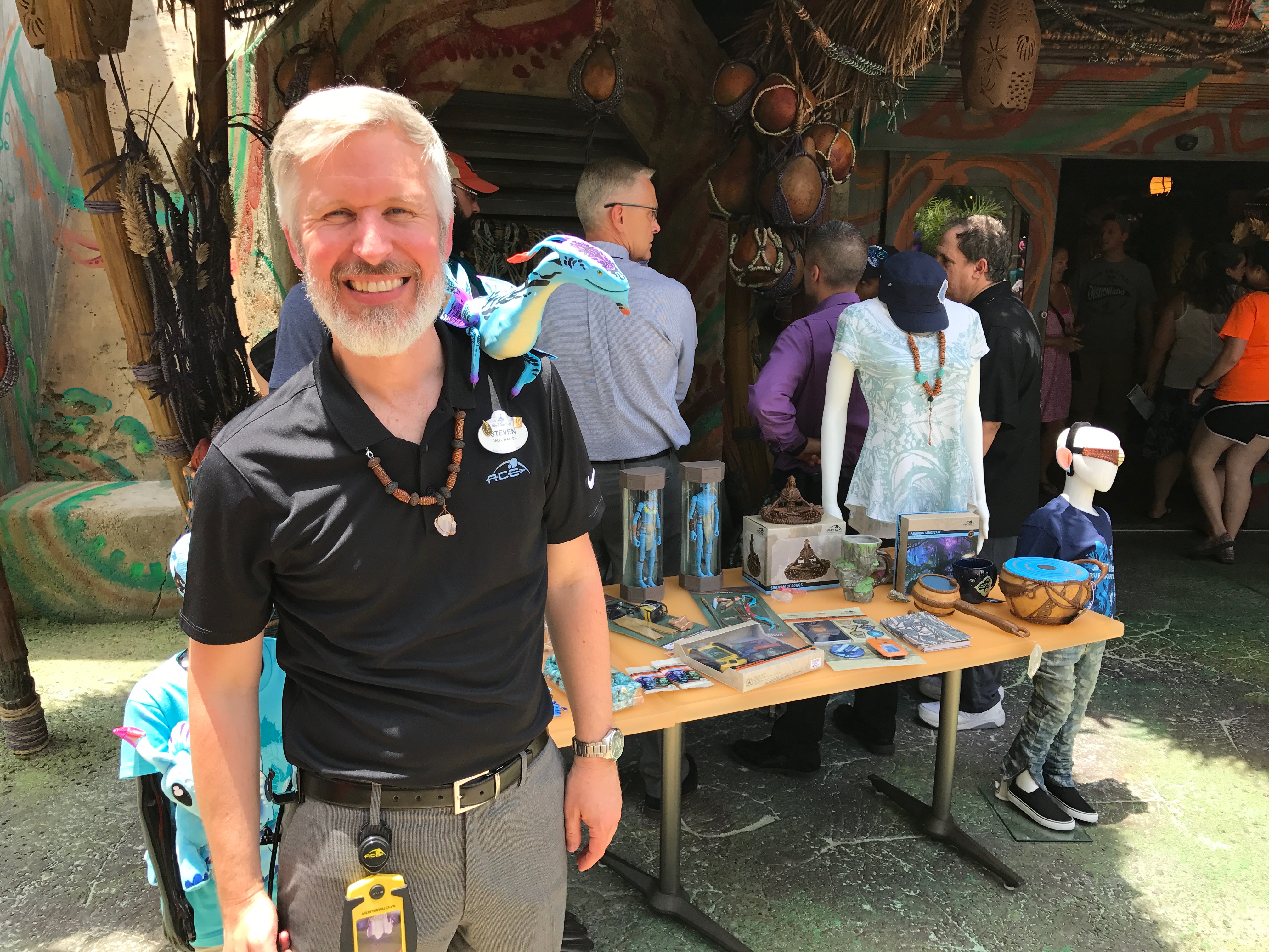 Disney Parks Blog, and all around Great Guy, Steven Miller with his pet Banshee
