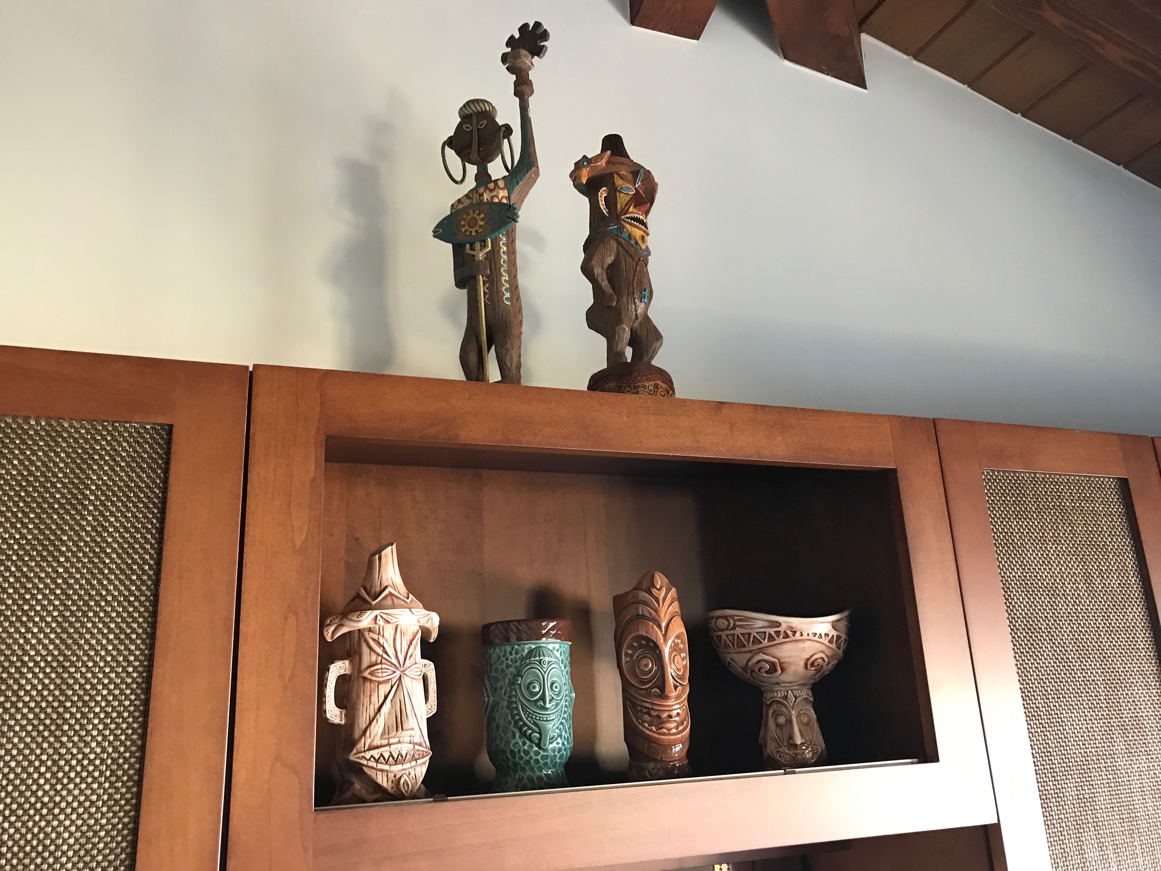 Disney’s Polynesian Village Bora Bora Bungalow - Kevin & Jody Tiki collection