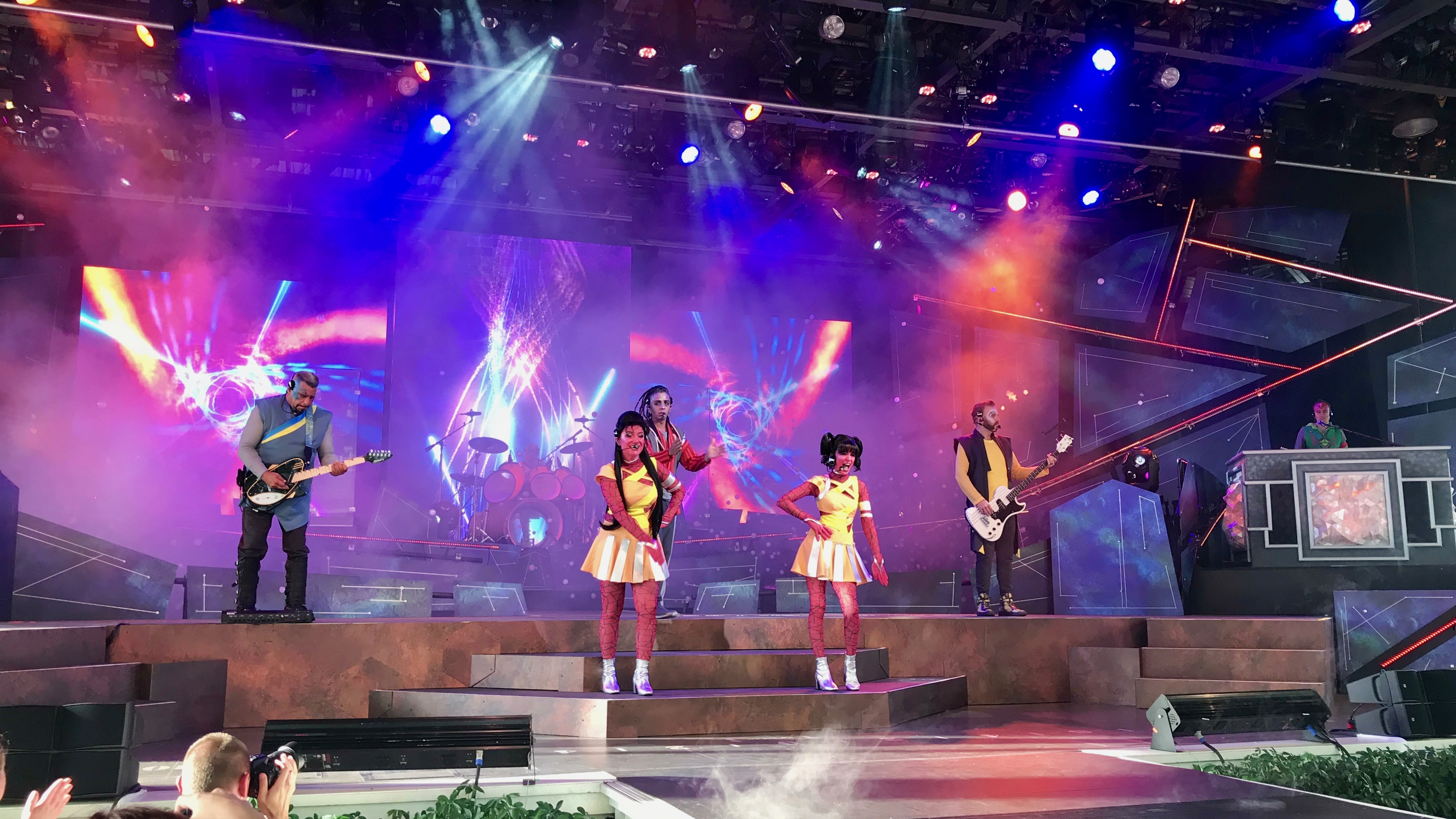 Epcot - Guardians of the Galaxy Awesome Mix Live!