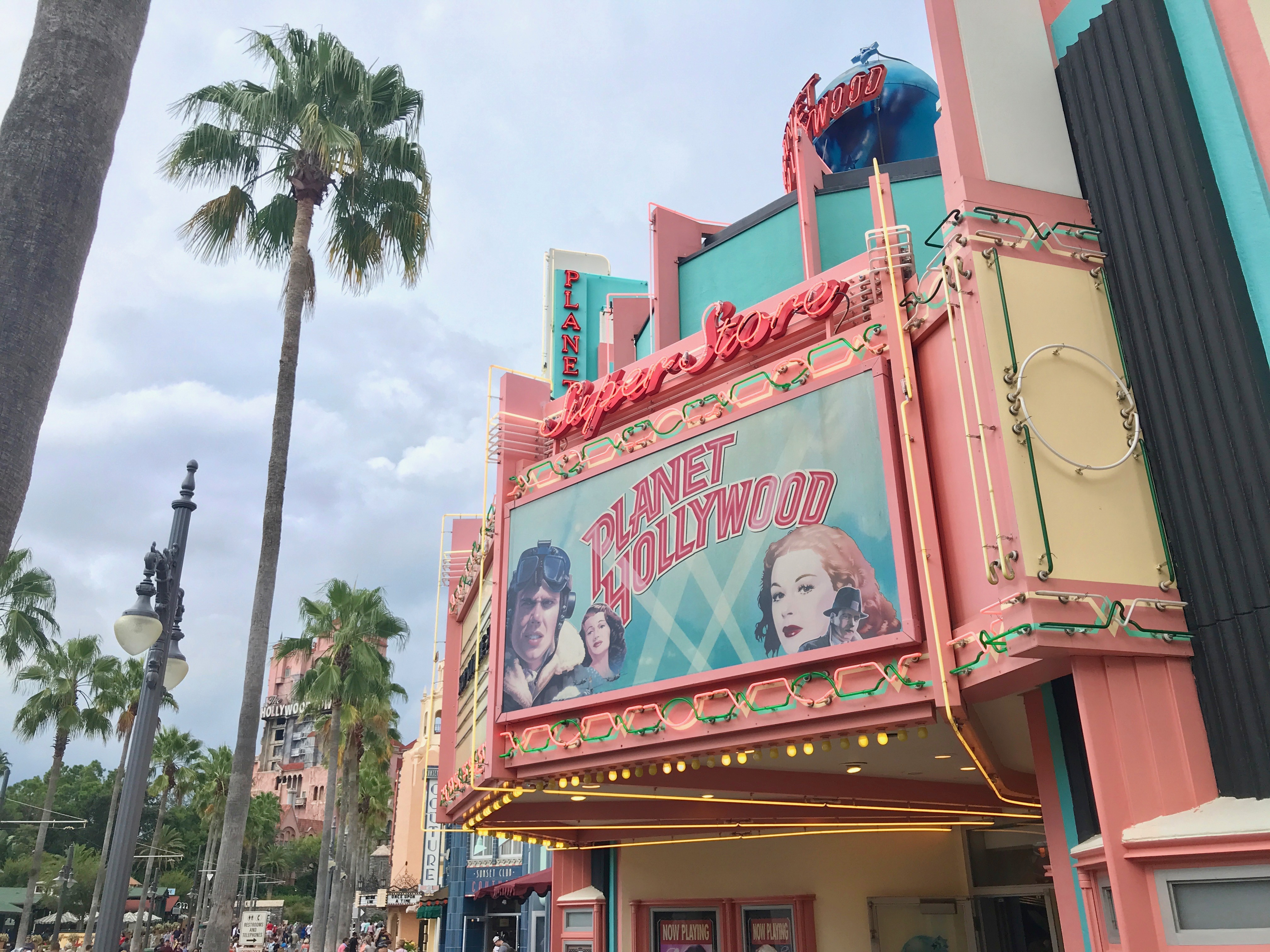 Disney's Hollywood Studios - Sunset Blvd. Planet Hollywood Shop