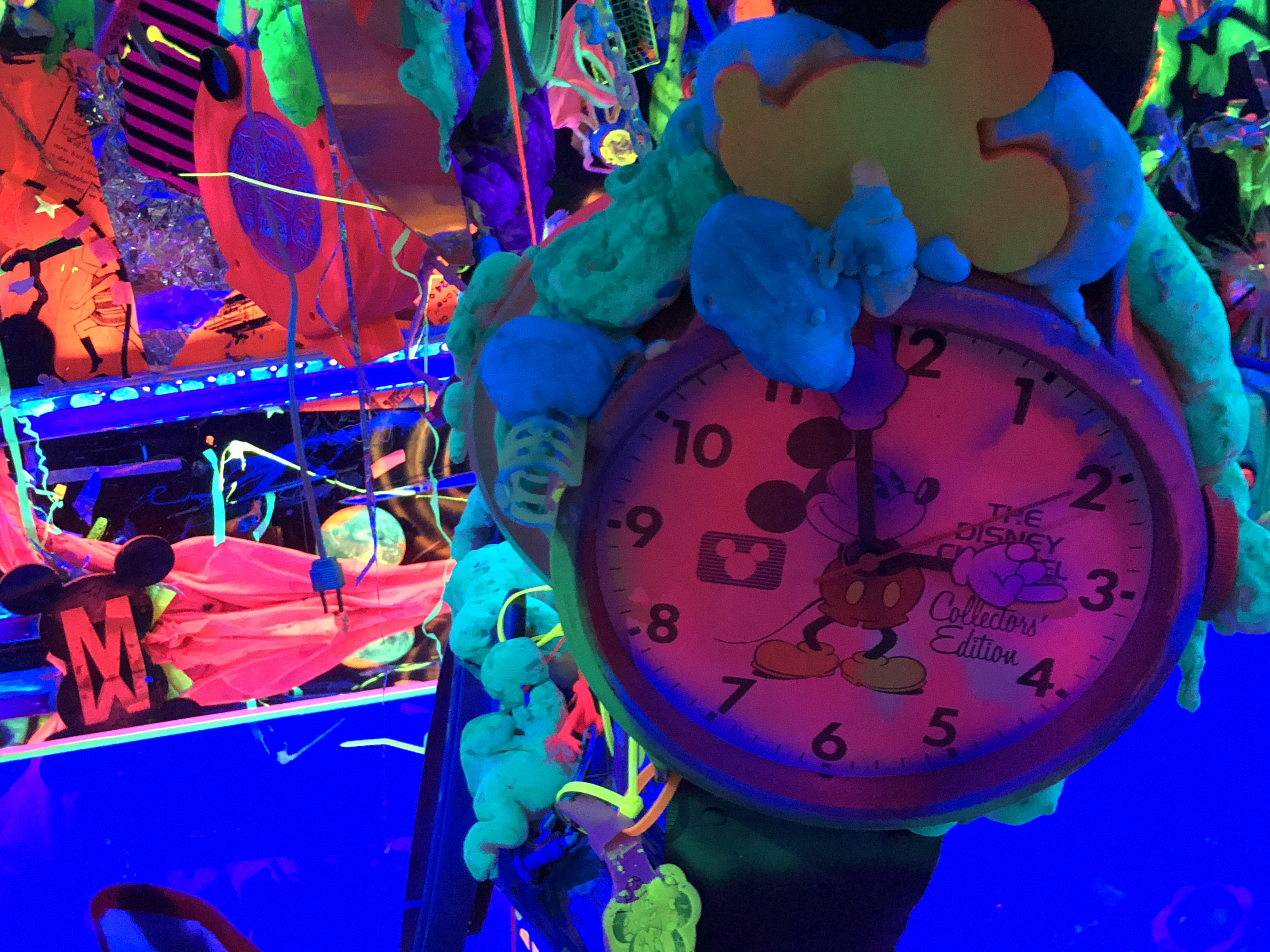 Mickey: The True Original Exhibition Preview – Kenny Scharf's