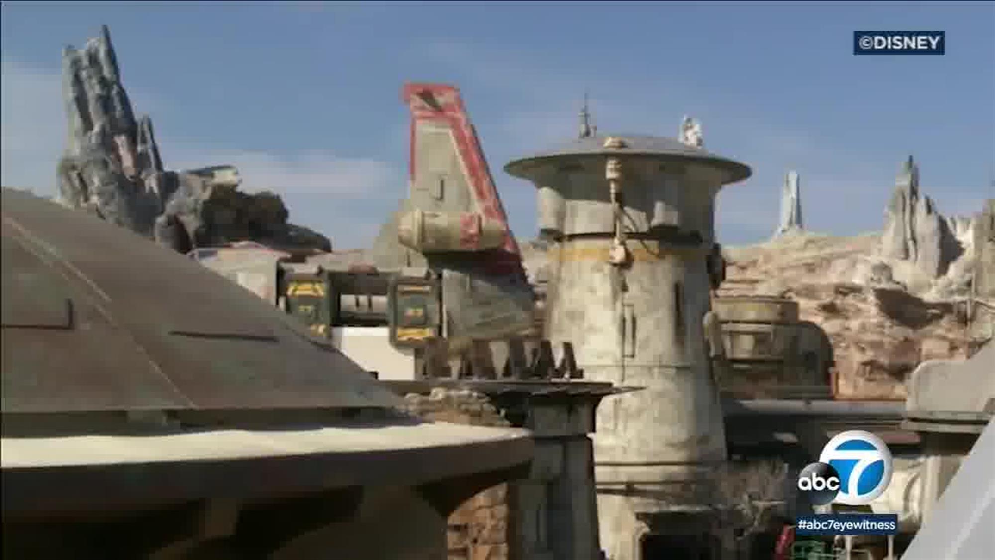 Cookie's food shuttle, parked on a landing platform atop Docking Bay 7, has the numbers 