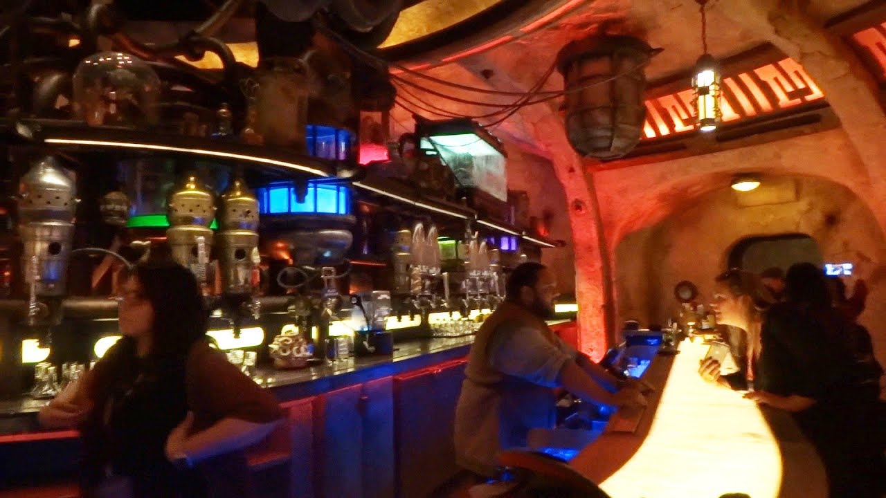 Oga's Cantina at Disneyland