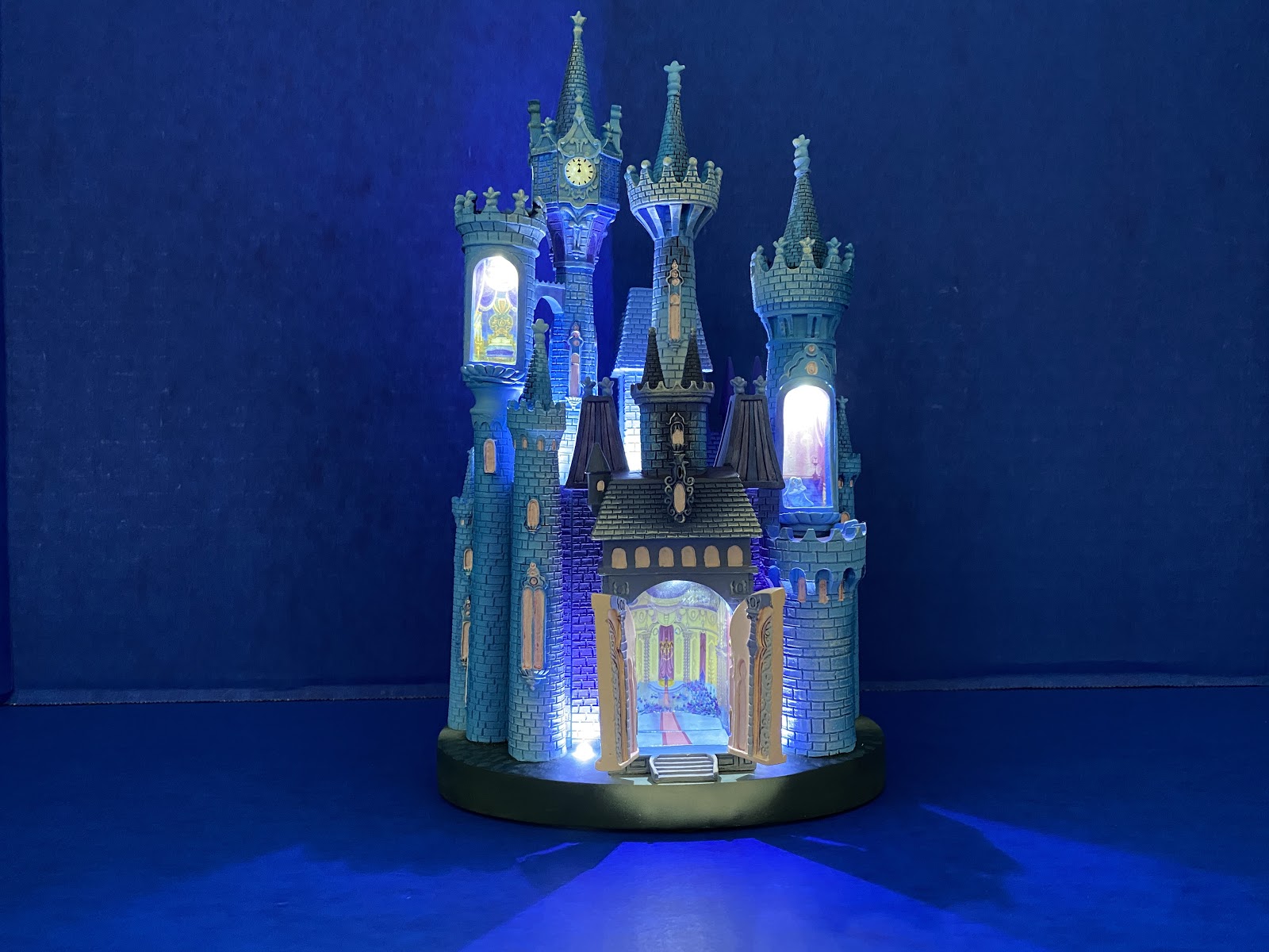 Disney Castle Collection Review: Cinderella Castle Figure
