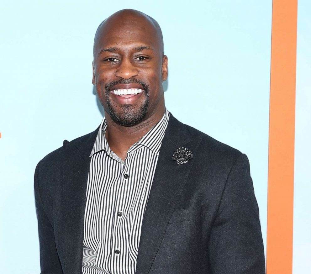 Vernon Davis via GMA