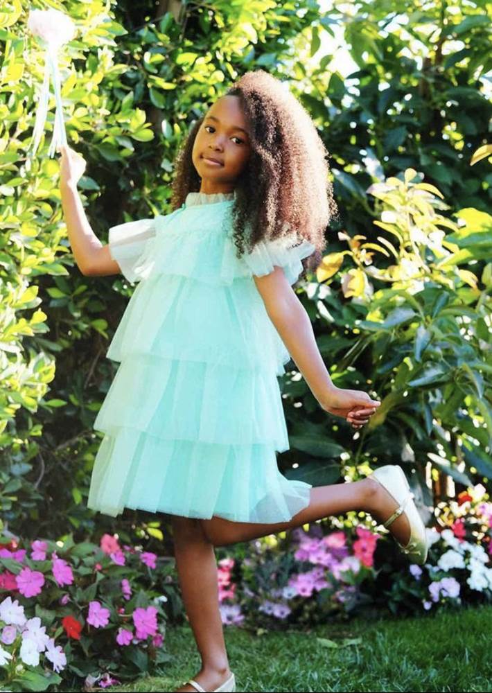 via @allthingszhuri Instagram