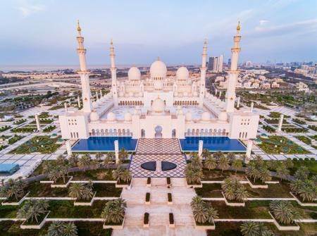 Sheikh Zayed Grand Mosque Center