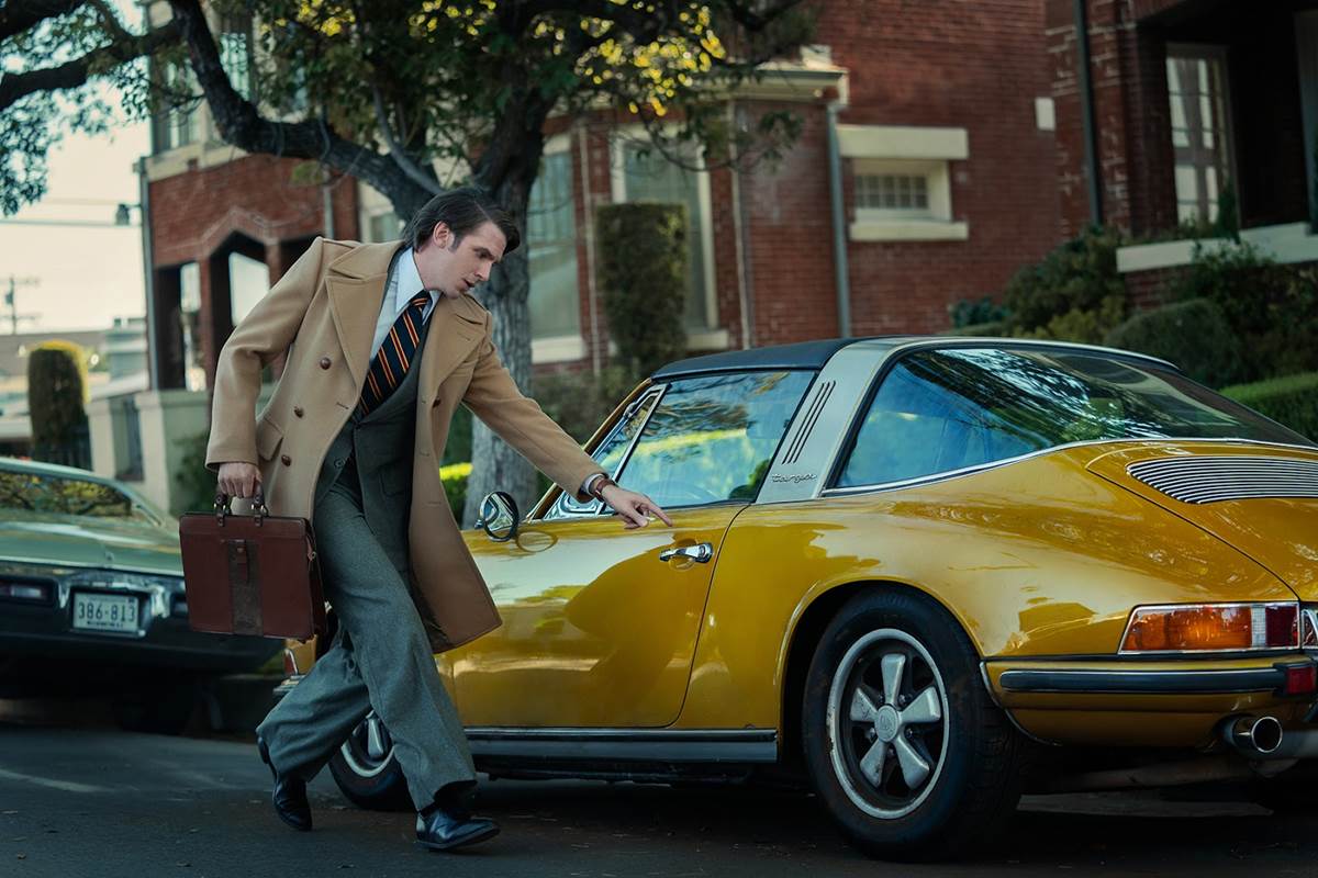 (STARZ)