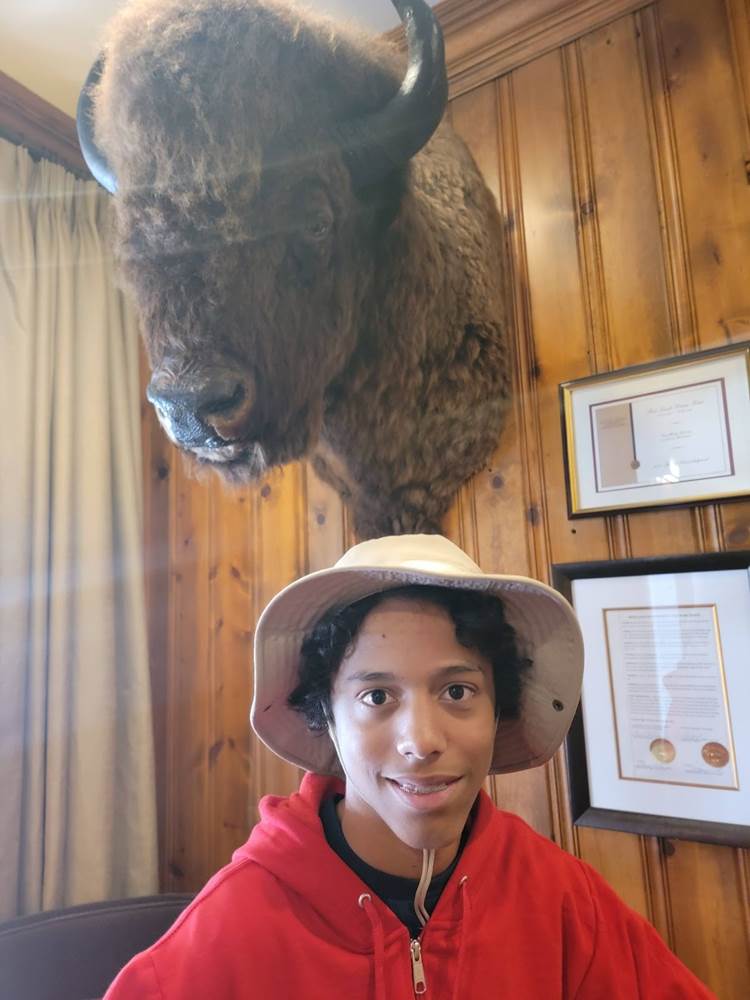 Buff's cousin in the Wort Hotel lobby