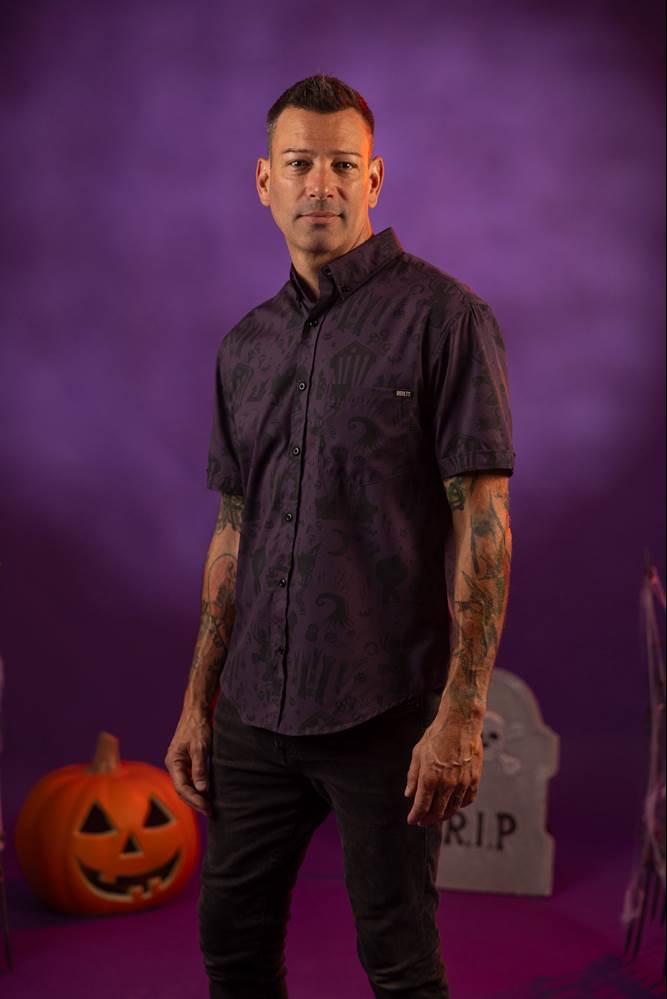 Paint Your Town Dead is dark and mysterious.