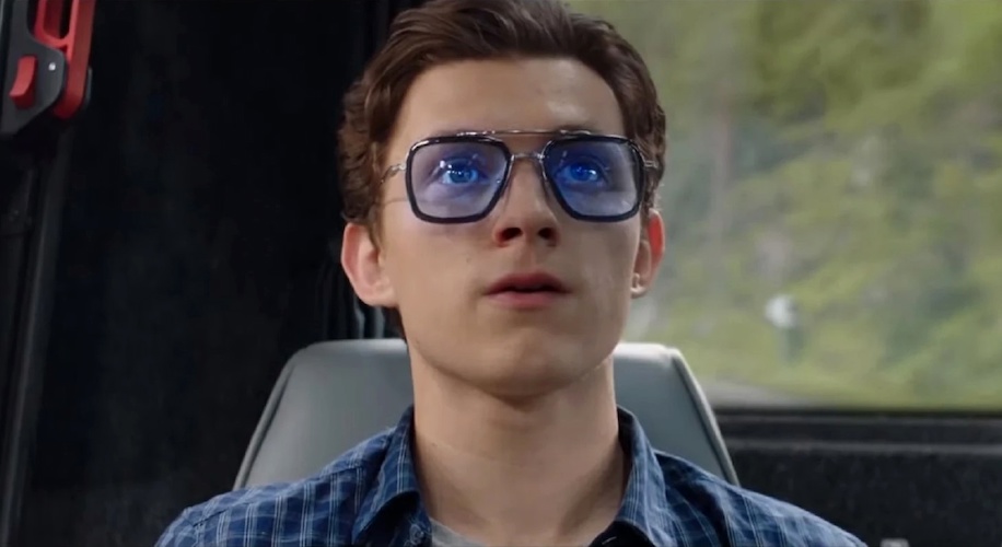 Peter Parker (Tom Holland) wears the E.D.I.T.H. glasses in 'Spider-Man: Far From Home'