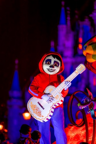 CJ Ayd, WDW Magazine