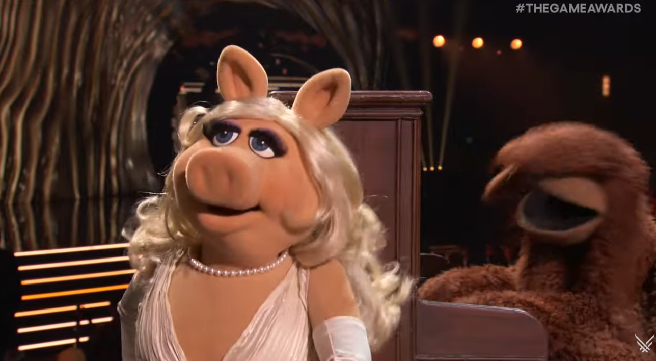 The Muppets' Miss Piggy and Rowlf Crash The Game Awards with an Epic and Improvised Gaming Anthem