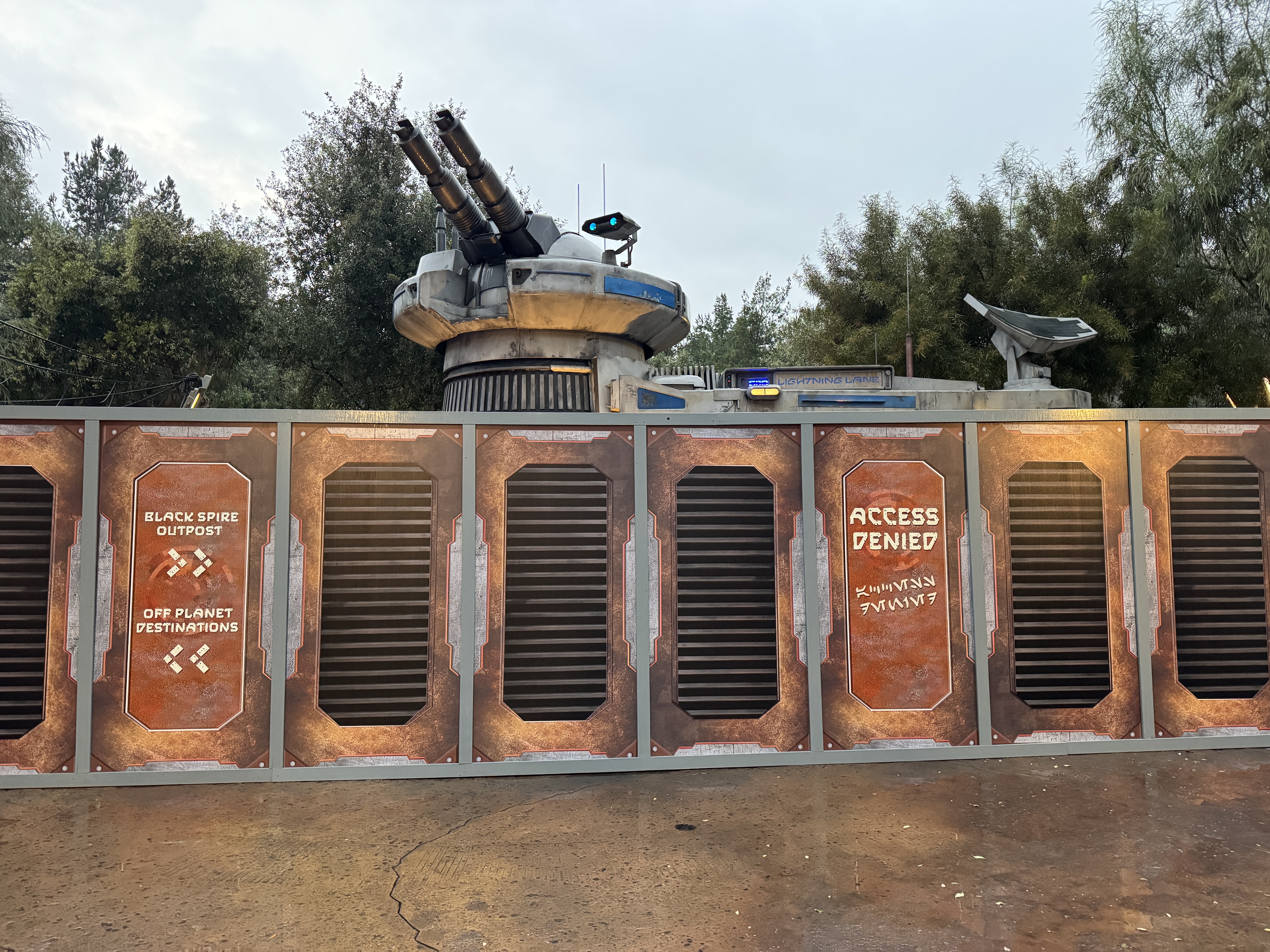 Photos: Construction Walls Rise Around Star Wars: Rise of the Resistance at Disneyland