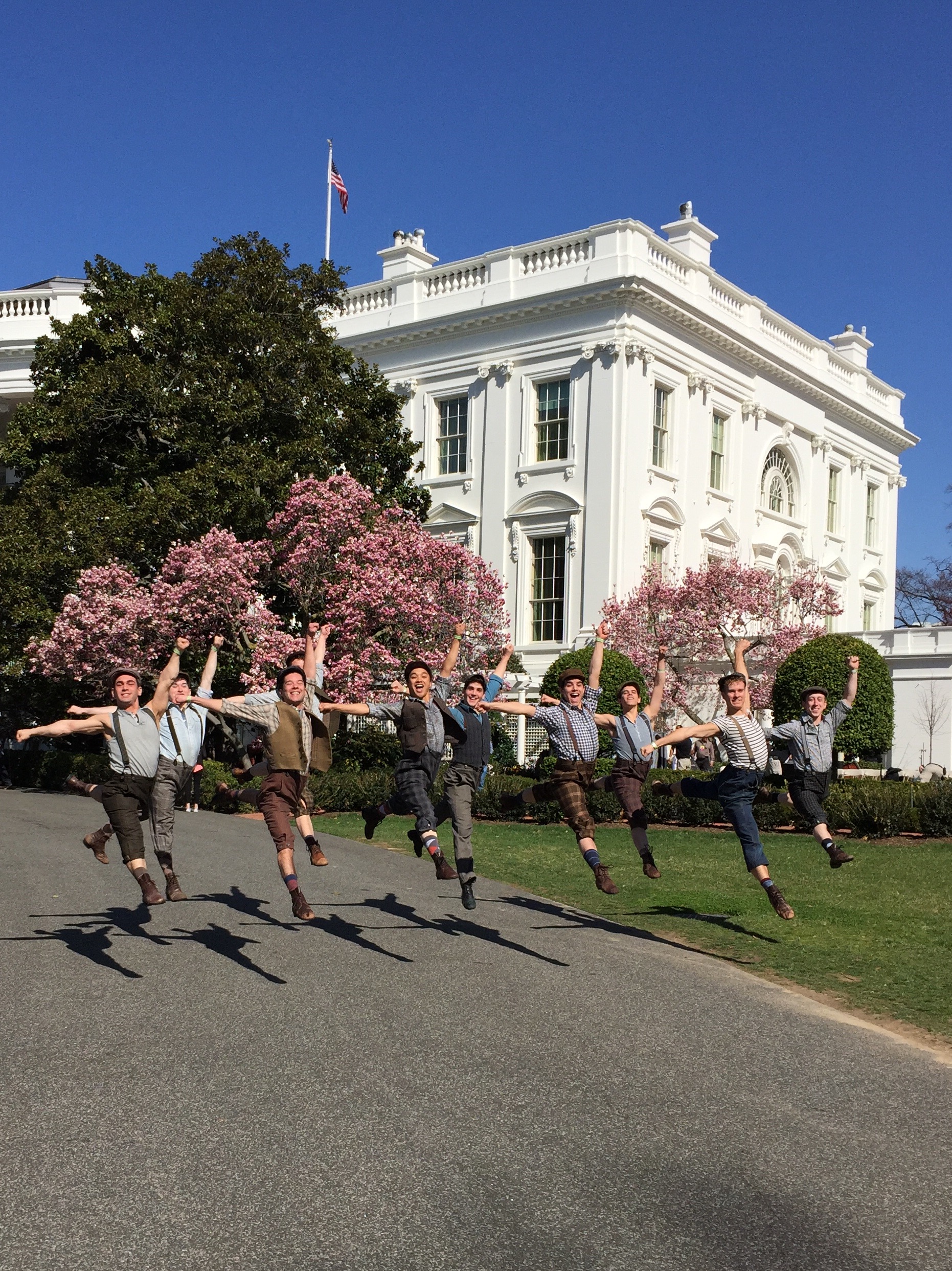 Newsies Cast Performs at White House Easter Egg Roll