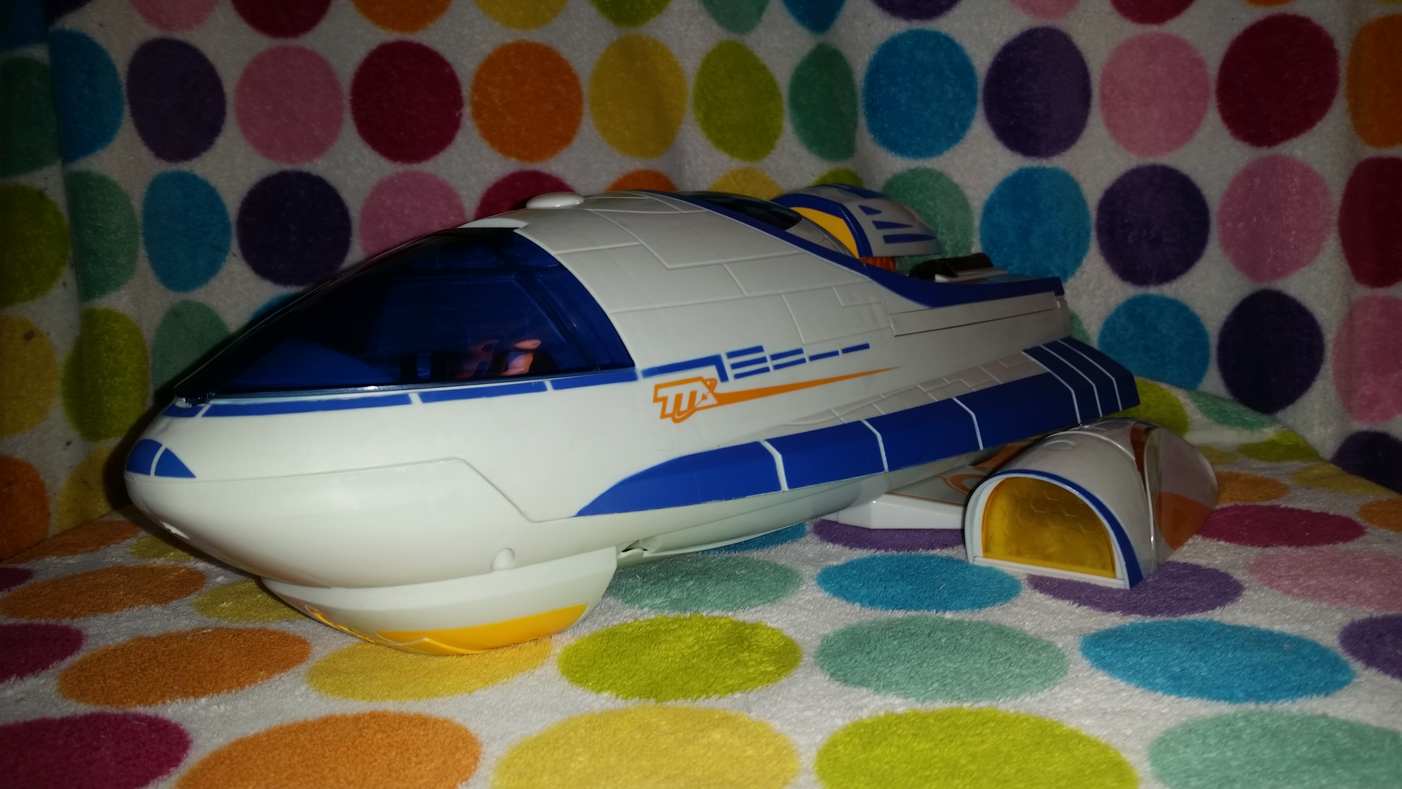 Toy Review: Tomy's "Miles From Tomorrowland" Stellosphere