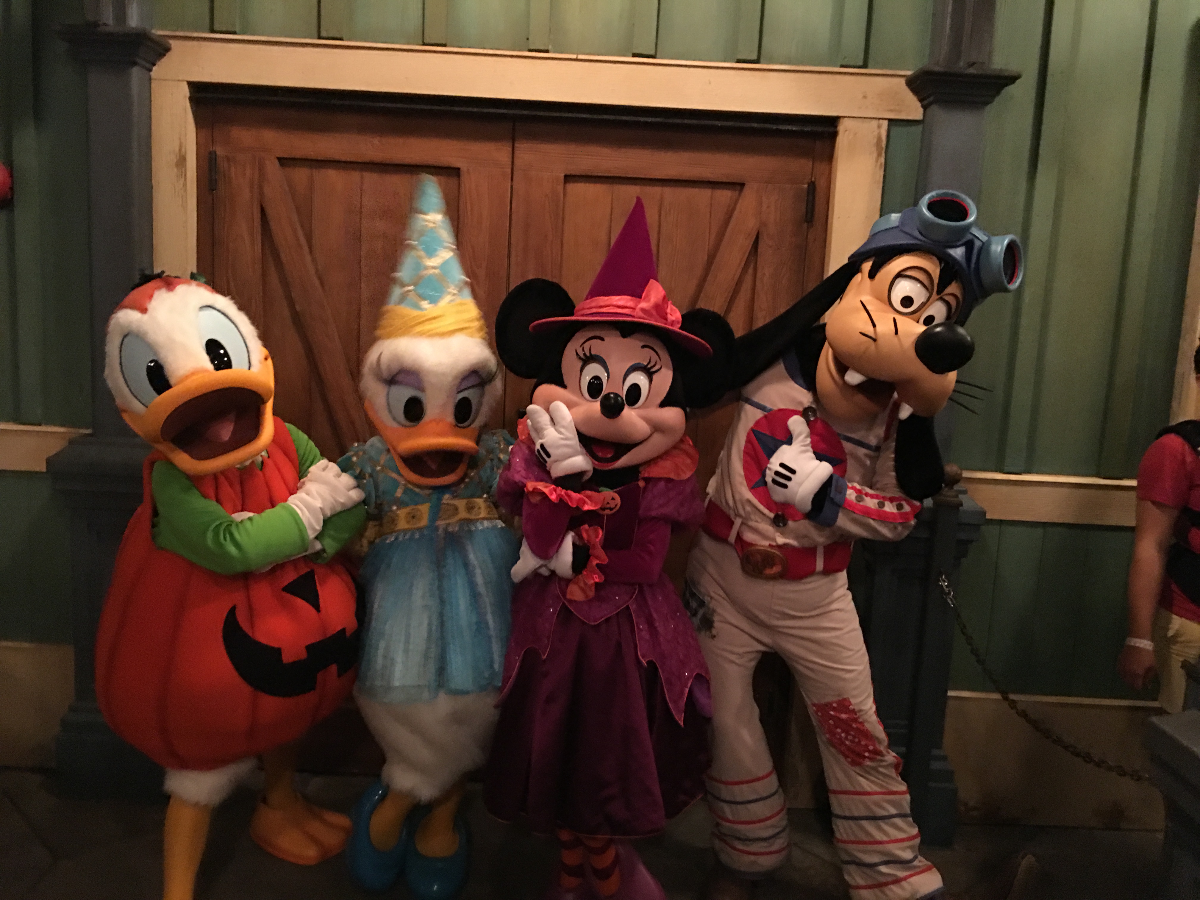 Mickey�s NotSoScary Halloween Party 2016 Photo Report