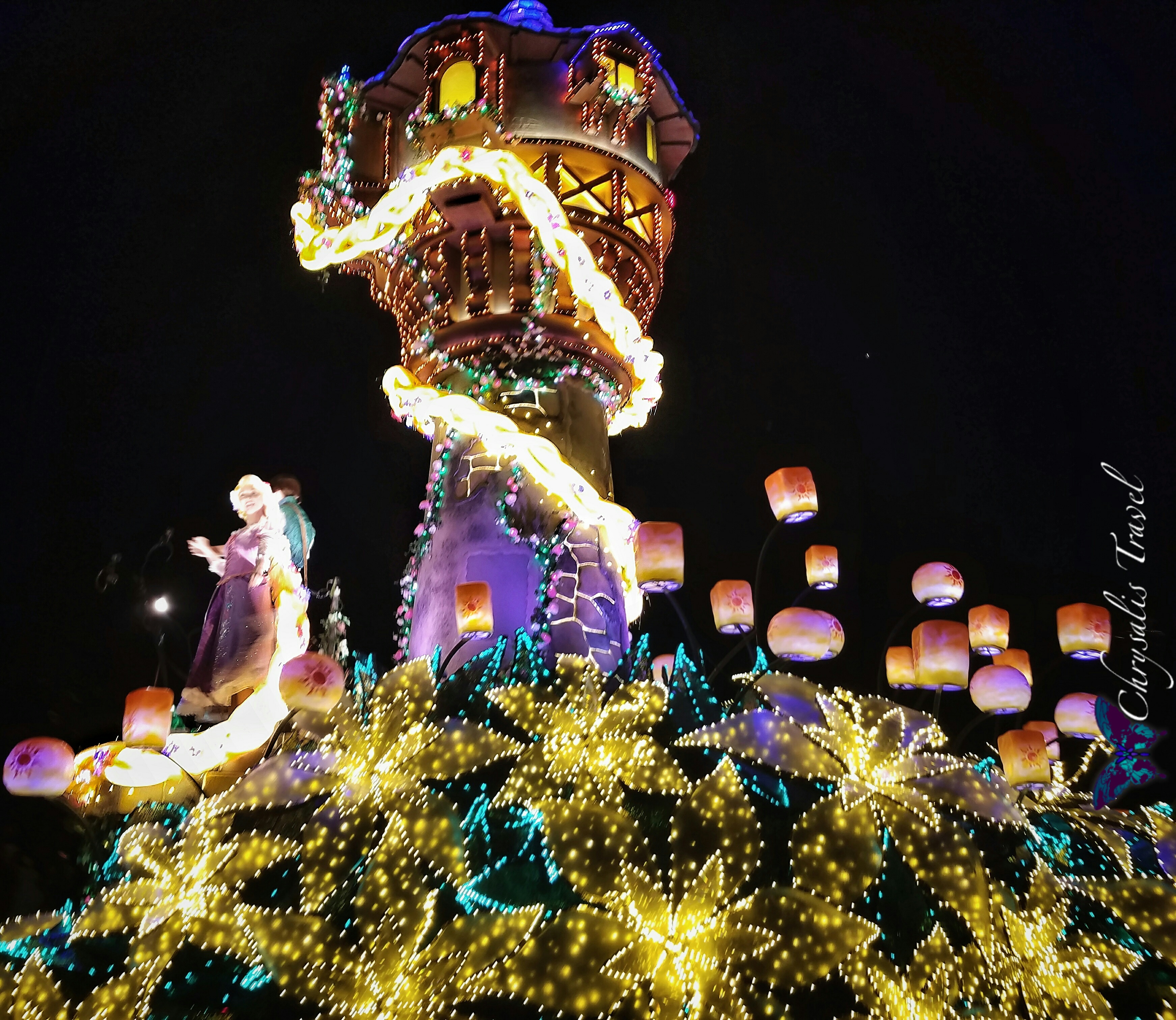 Celebrating a “Christmas Fantasy” at Tokyo Disneyland