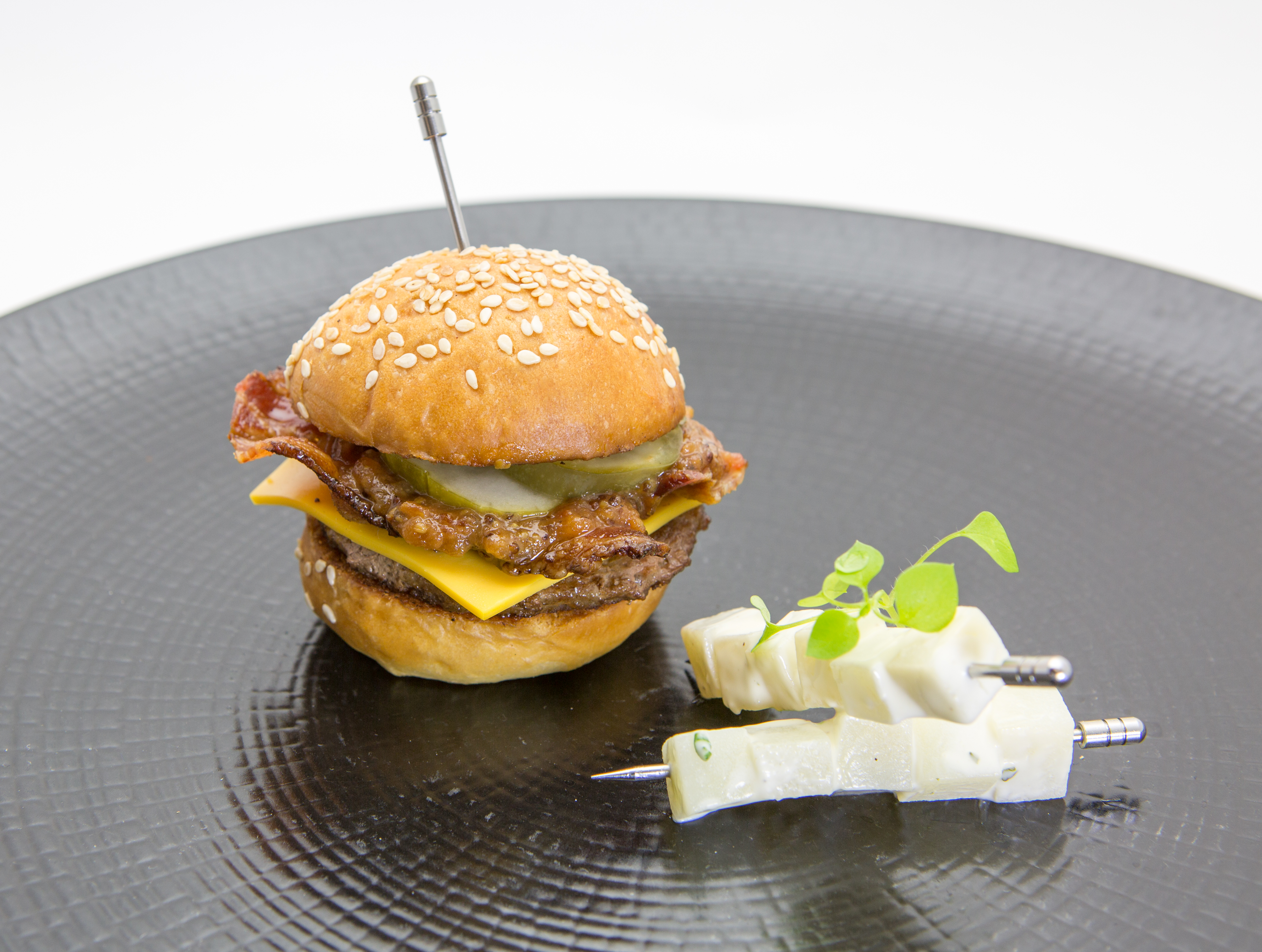 Swan and Dolphin Food & Wine Classic Unveils Dates and Menus for 2017