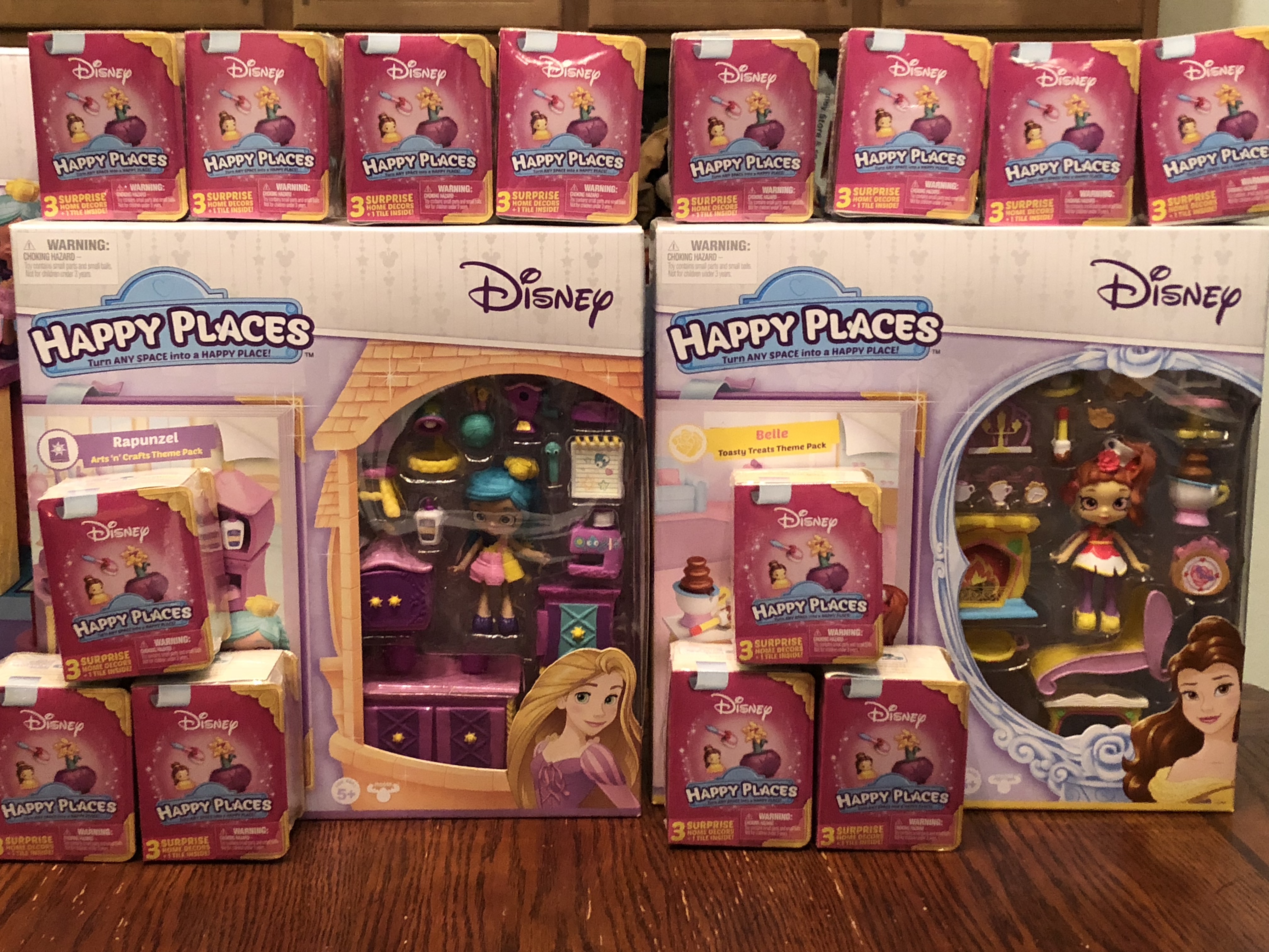 Toy Review: Disney Happy Places - Rapunzel and Belle Theme Packs