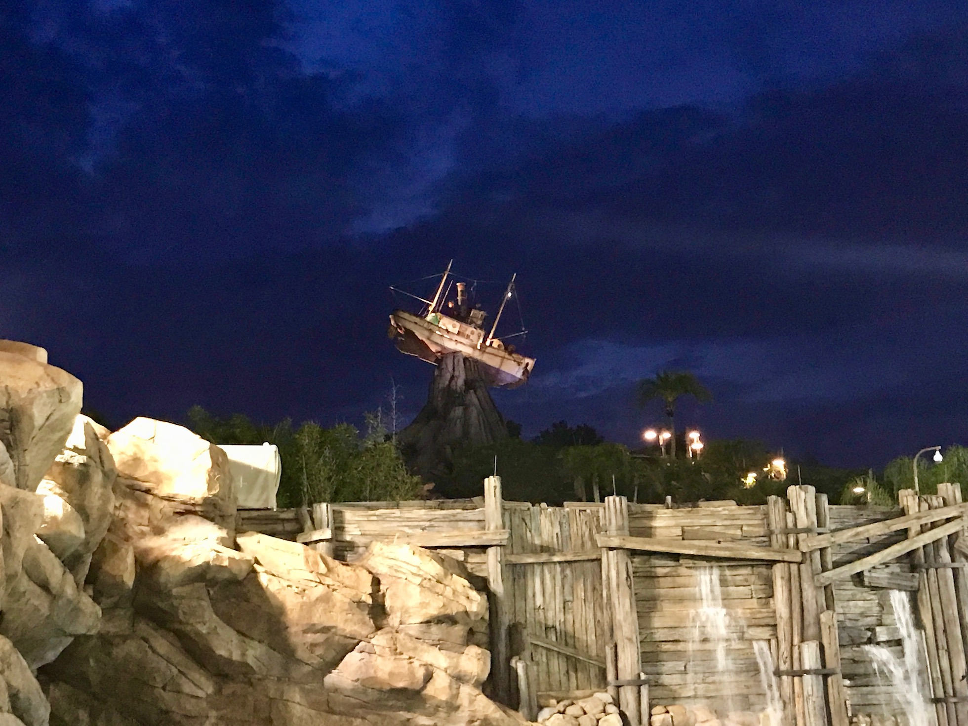 Typhoon Lagoon Debuts Disney H2O Glow Nights Events