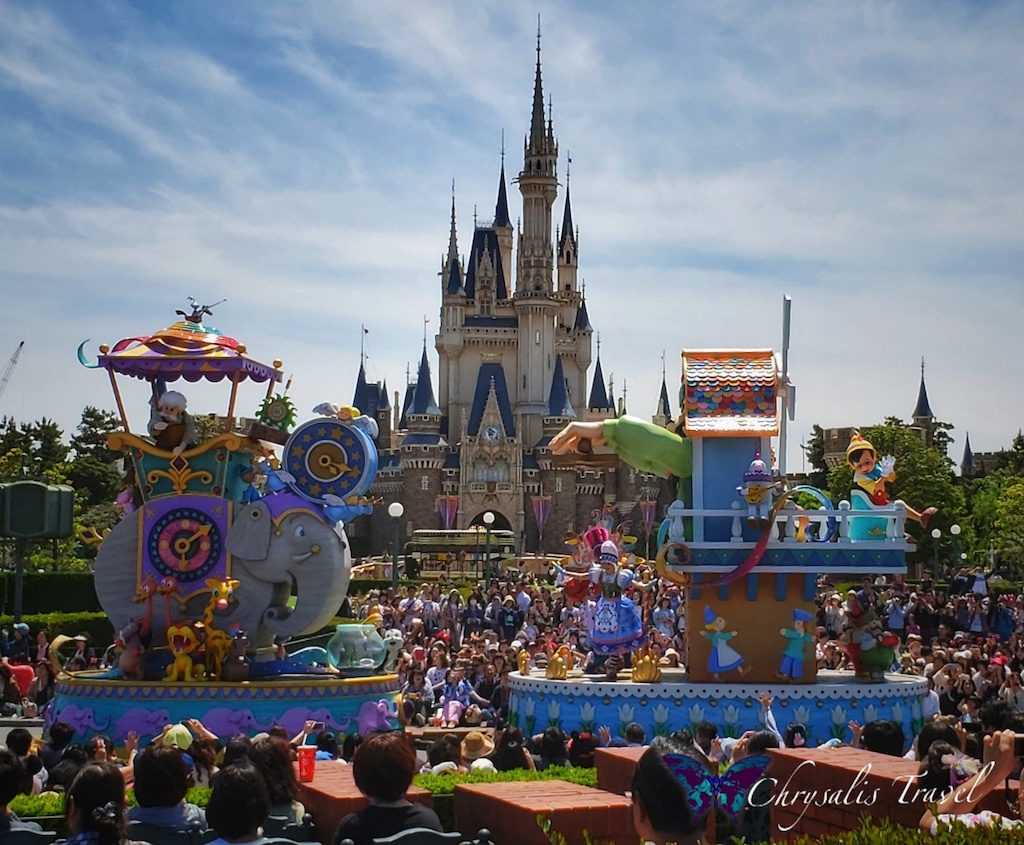  “Dreaming Up!” Parade Soars into Tokyo Disneyland
