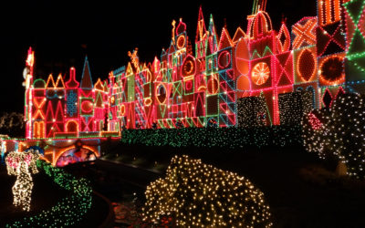 Video: Holiday Season Begins at Disneyland with Christmas Parade, It's a Small World Overlay