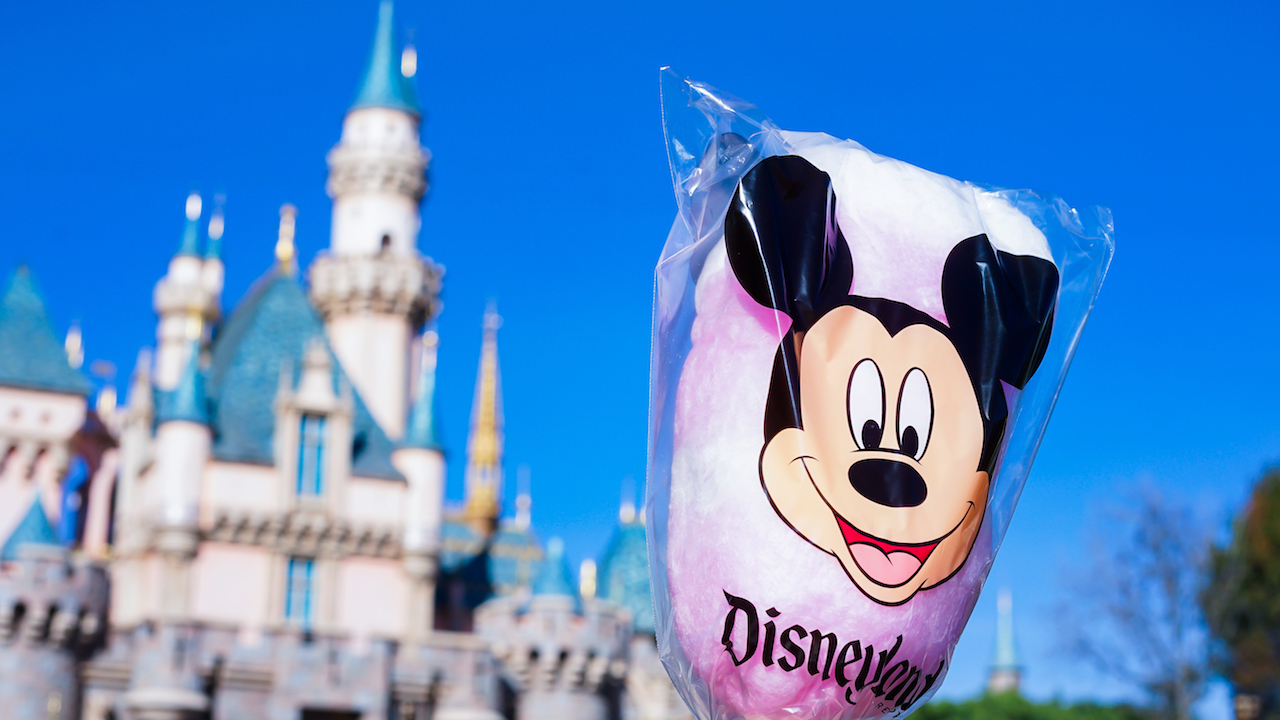 Sweets for Your Sweetheart Disneyland to Offer Special Treats for