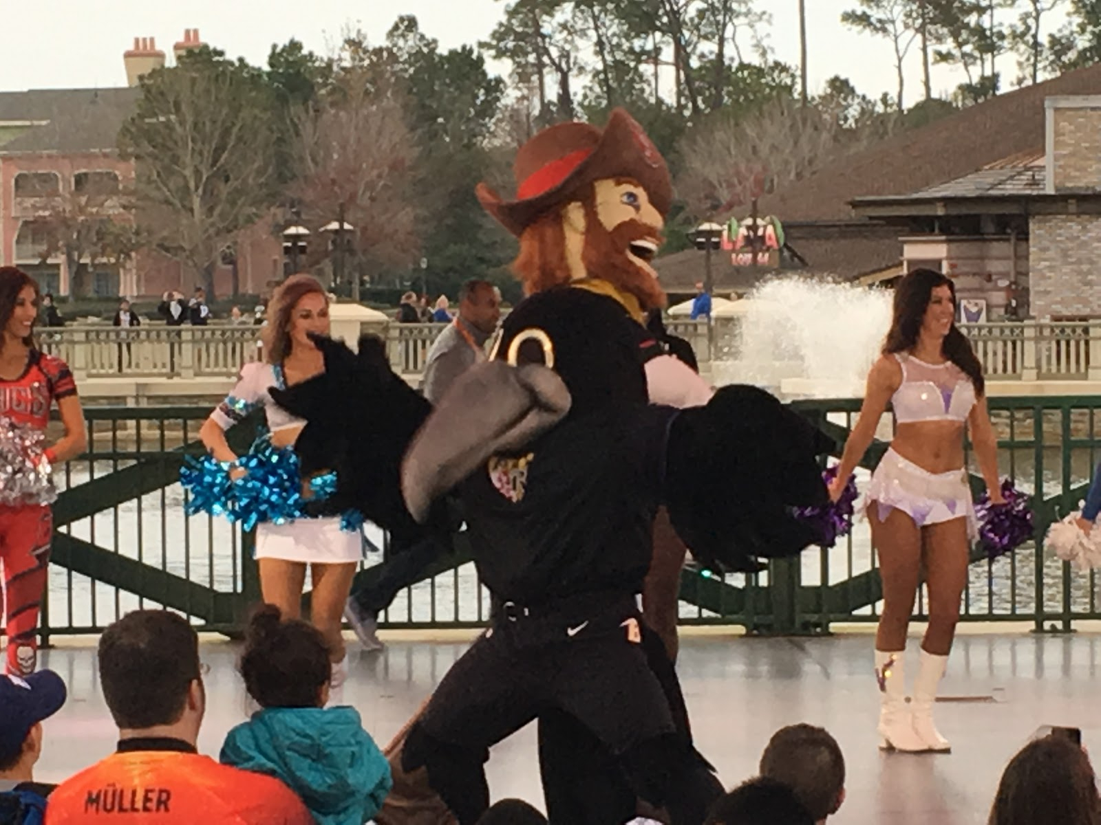 The NFL Comes to Disney Springs for a Pro Bowl Pep Rally - LaughingPlace.com