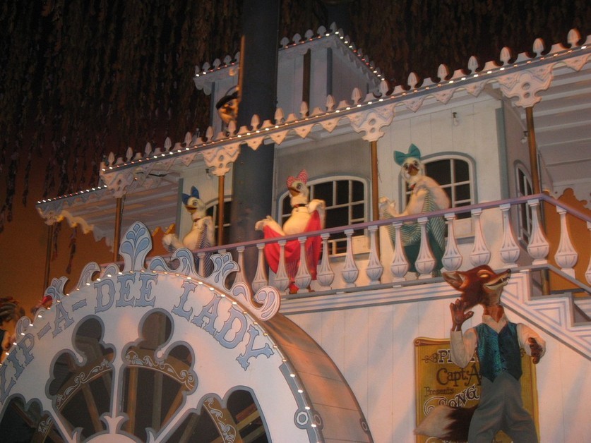 Splash Mountain Laughing Place