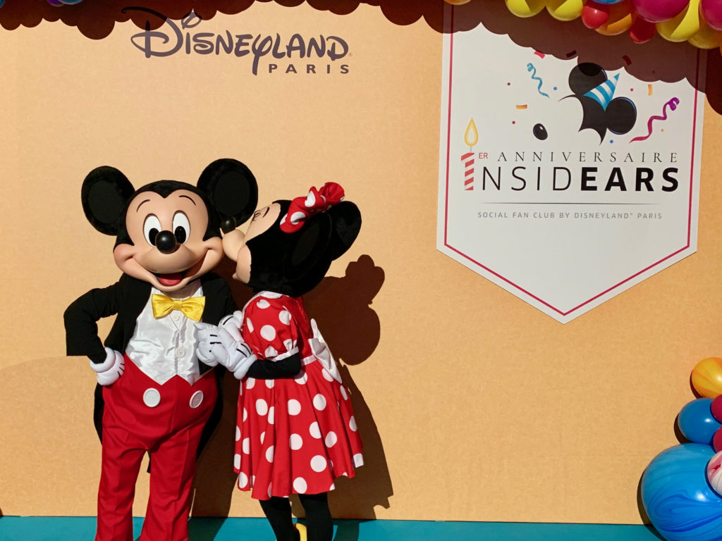 Disneyland Paris Insidears Celebrates 1st Anniversary Laughingplace Com