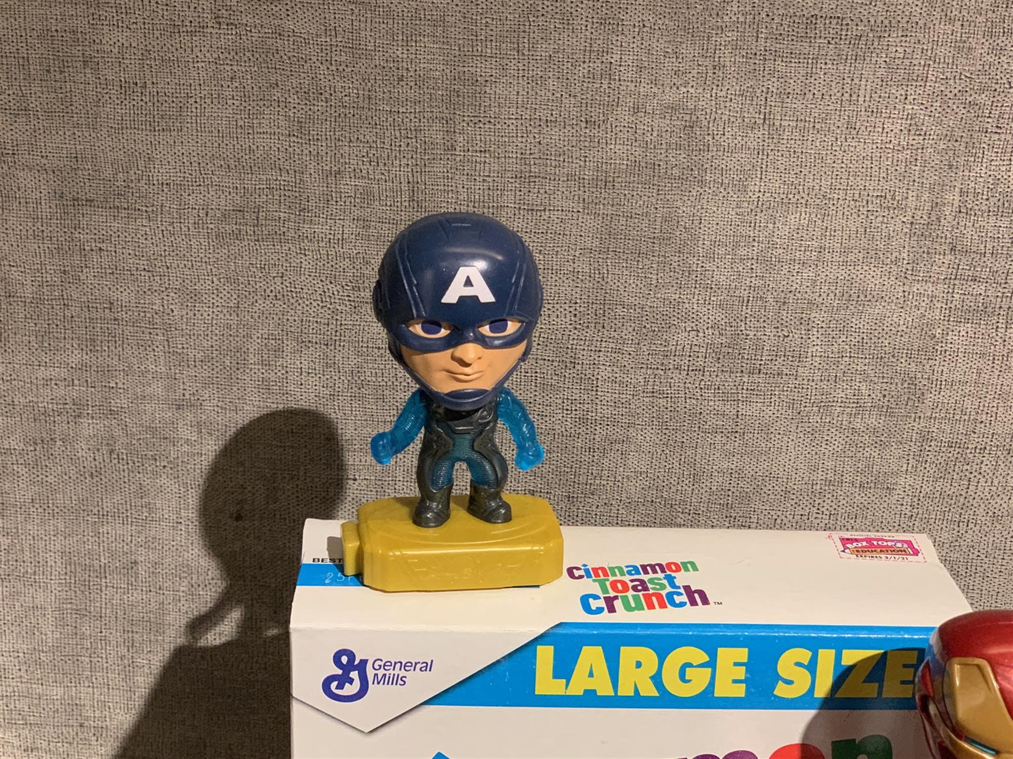 2019 McDonald’s Marvel Avenger’s Endgame Marvel Captain America Happy Meal Toy