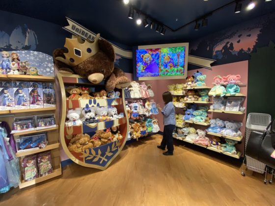 Adventures By Disney Japan Day 1 Konichiwa Kyoto Laughingplace Com