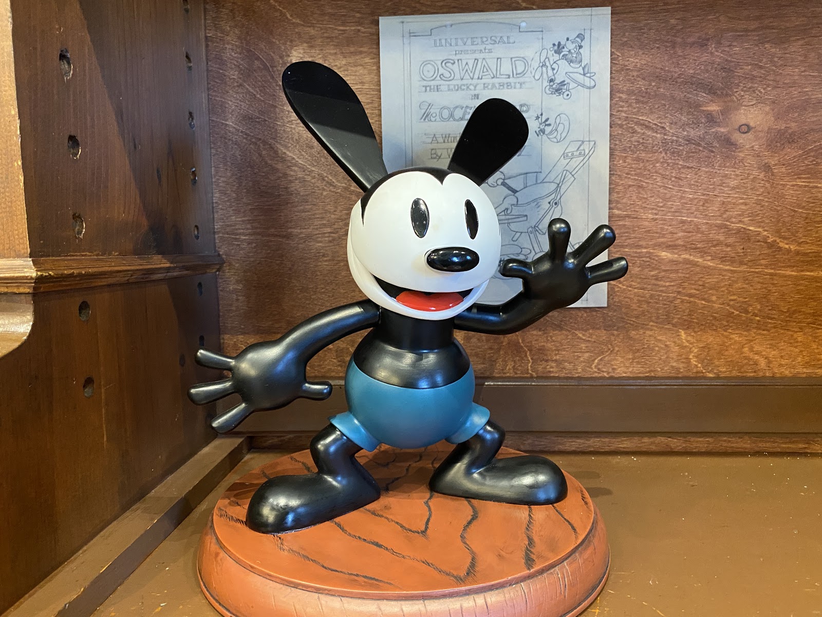 Photos New Art of Disney Store Now Open at Epcot