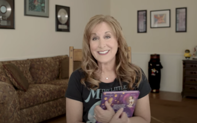 Jodi Benson Reads "The Little Mermaid" on Disney's YouTube Channel