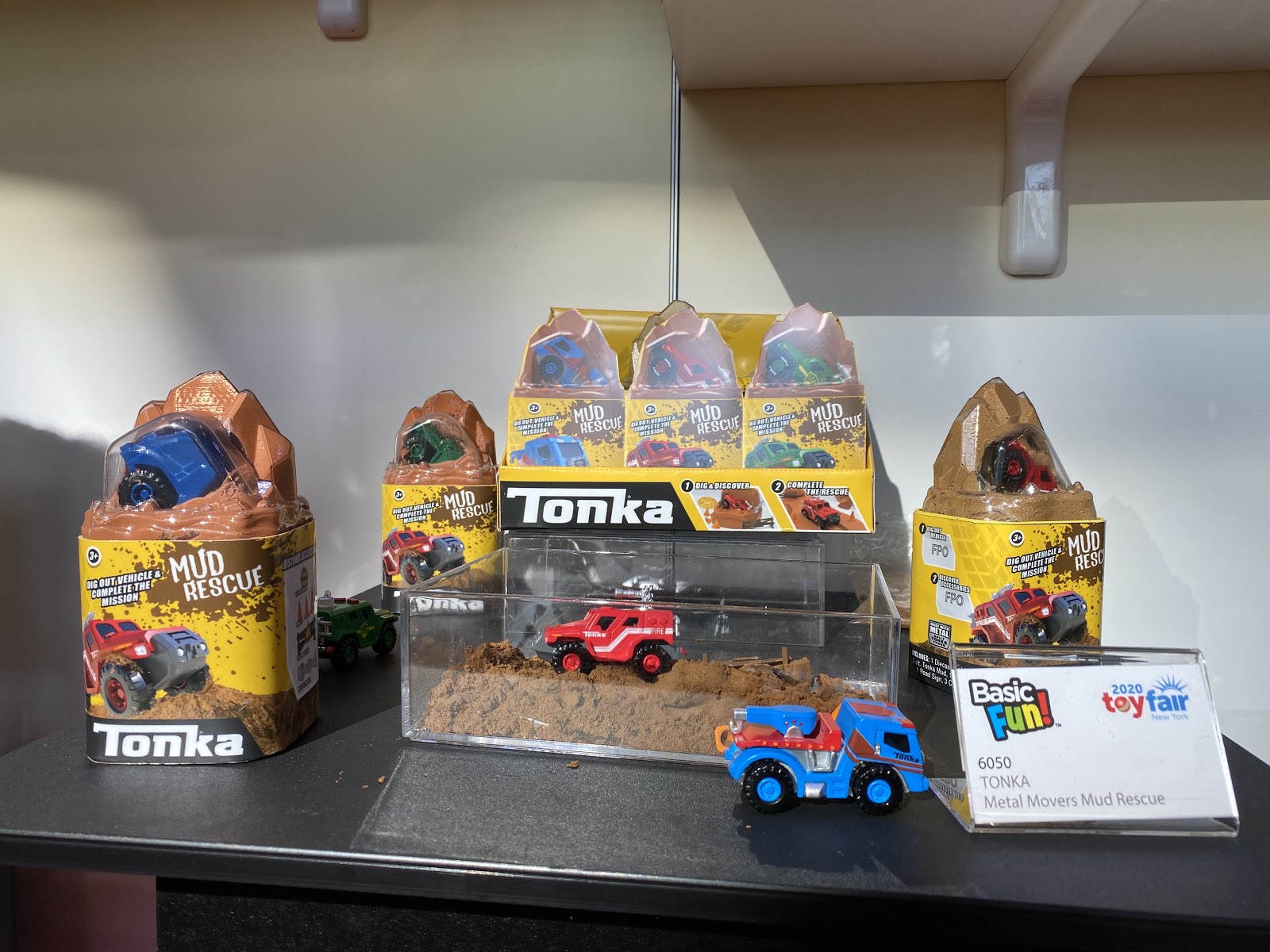 Toy Fair 2020 Basic Fun! (Disney Mashems, Sparkle Dome Surprise, Tonka, Care Bears, LiteBrite
